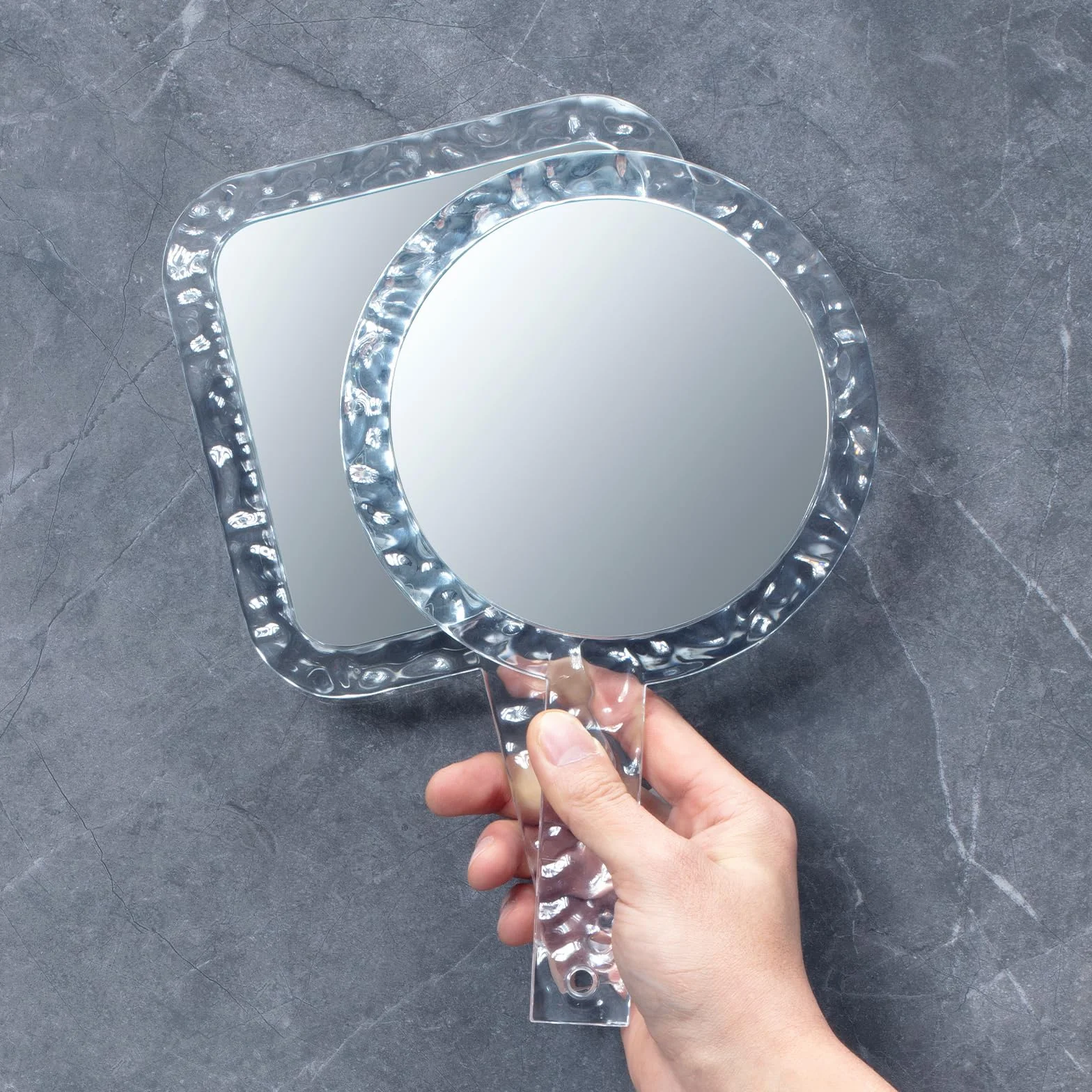 YEAKE Specchio a mano, doppio lato, con ingrandimento 1X/5X, con manico per trucco, specchio da barba con foro per appenderlo, acrilico, 15,5 cm di larghezza x 25,4 cm di lunghezza, forma quadrata,