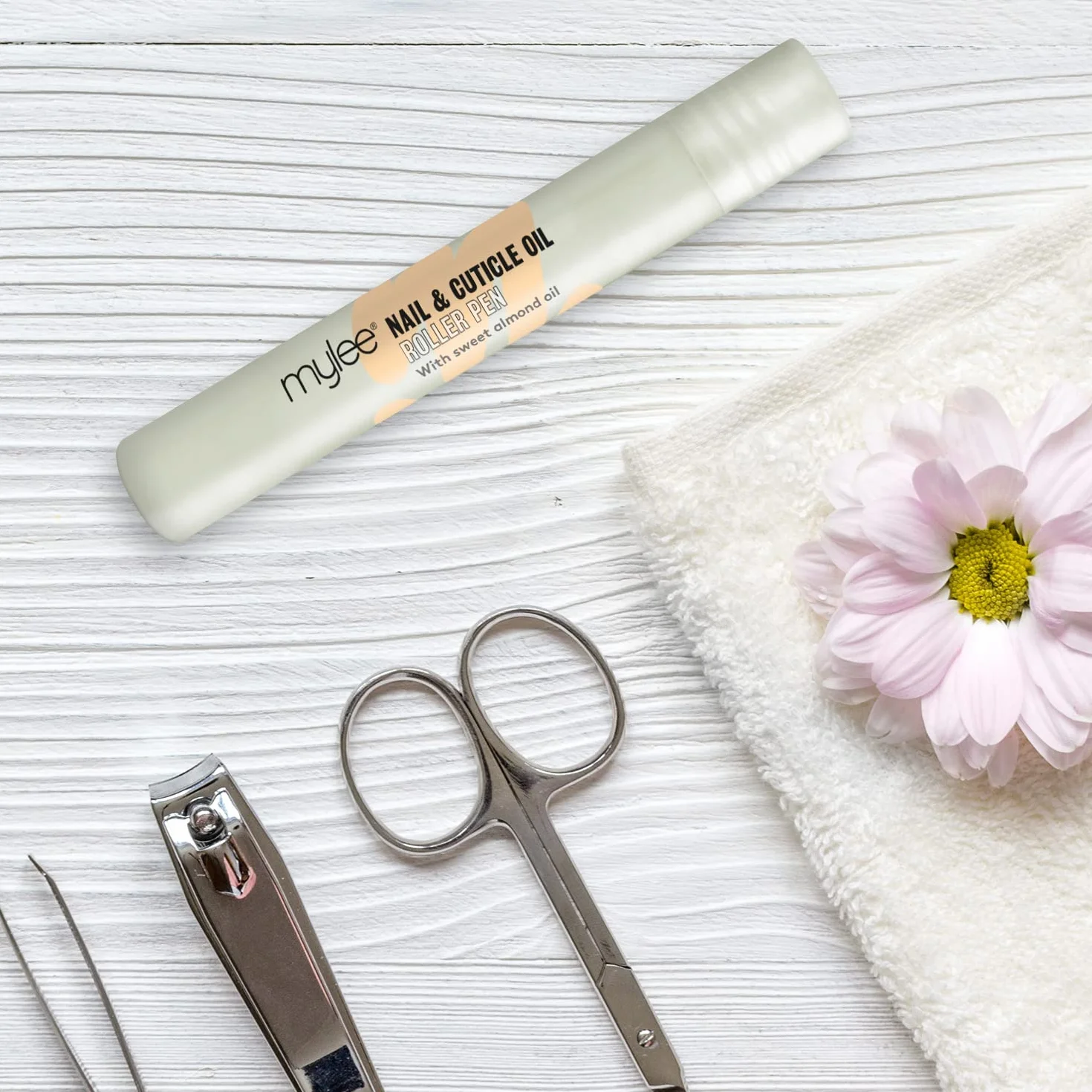 Mylee Olio per unghie e cuticole 10 ml con penna a sfera