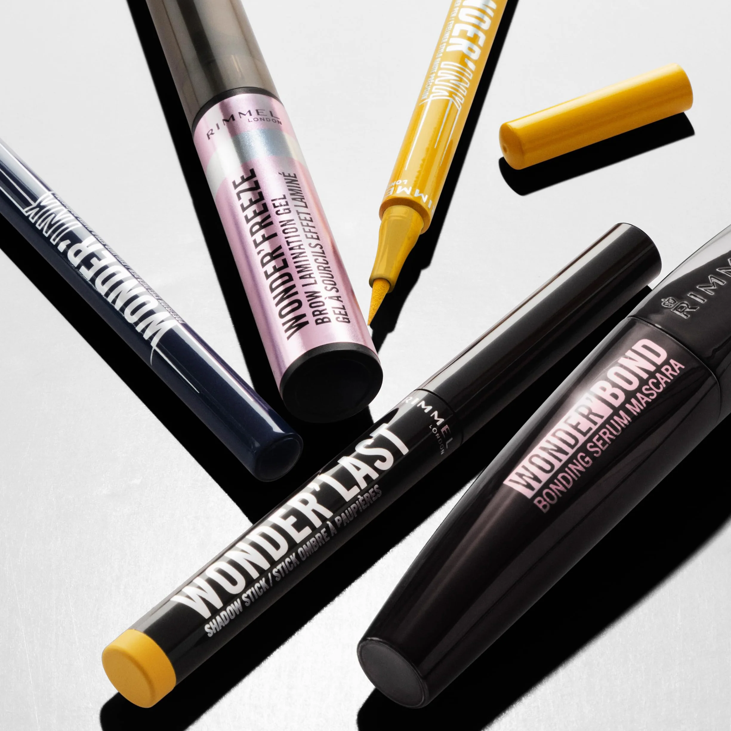 Rimmel WonderInk Liner 001