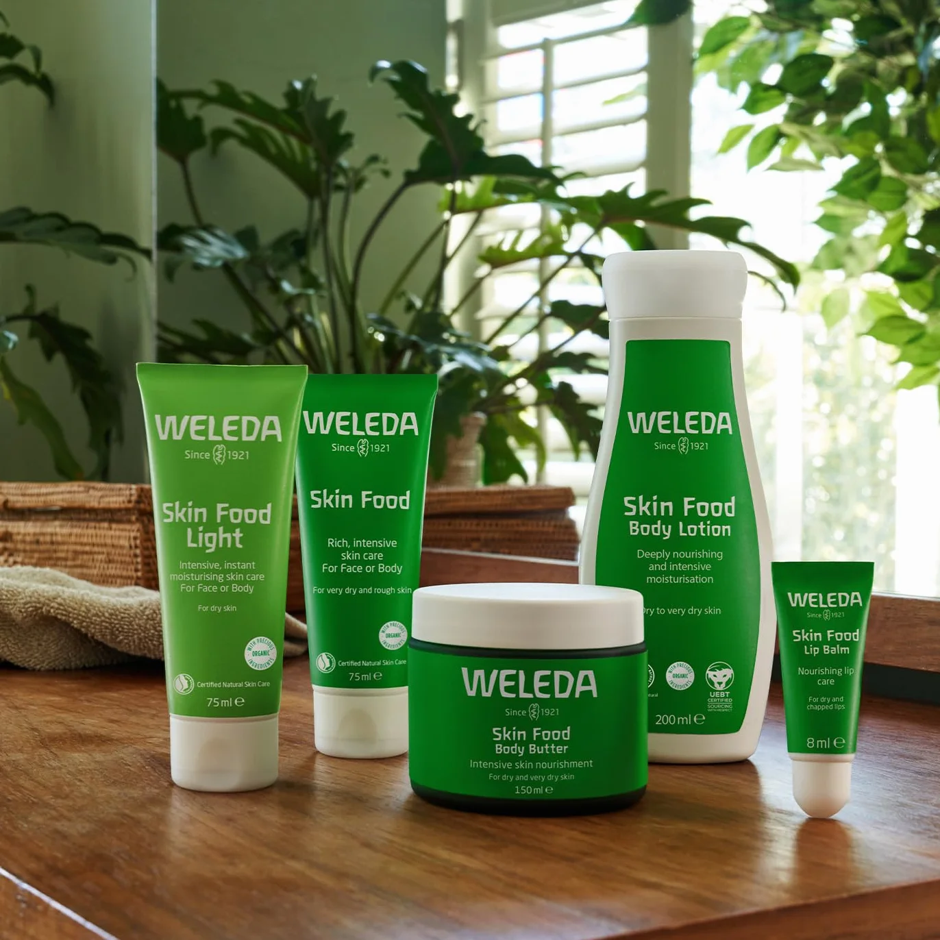 Weleda Skin Food Balsamo Labbra Riparatore 8ml