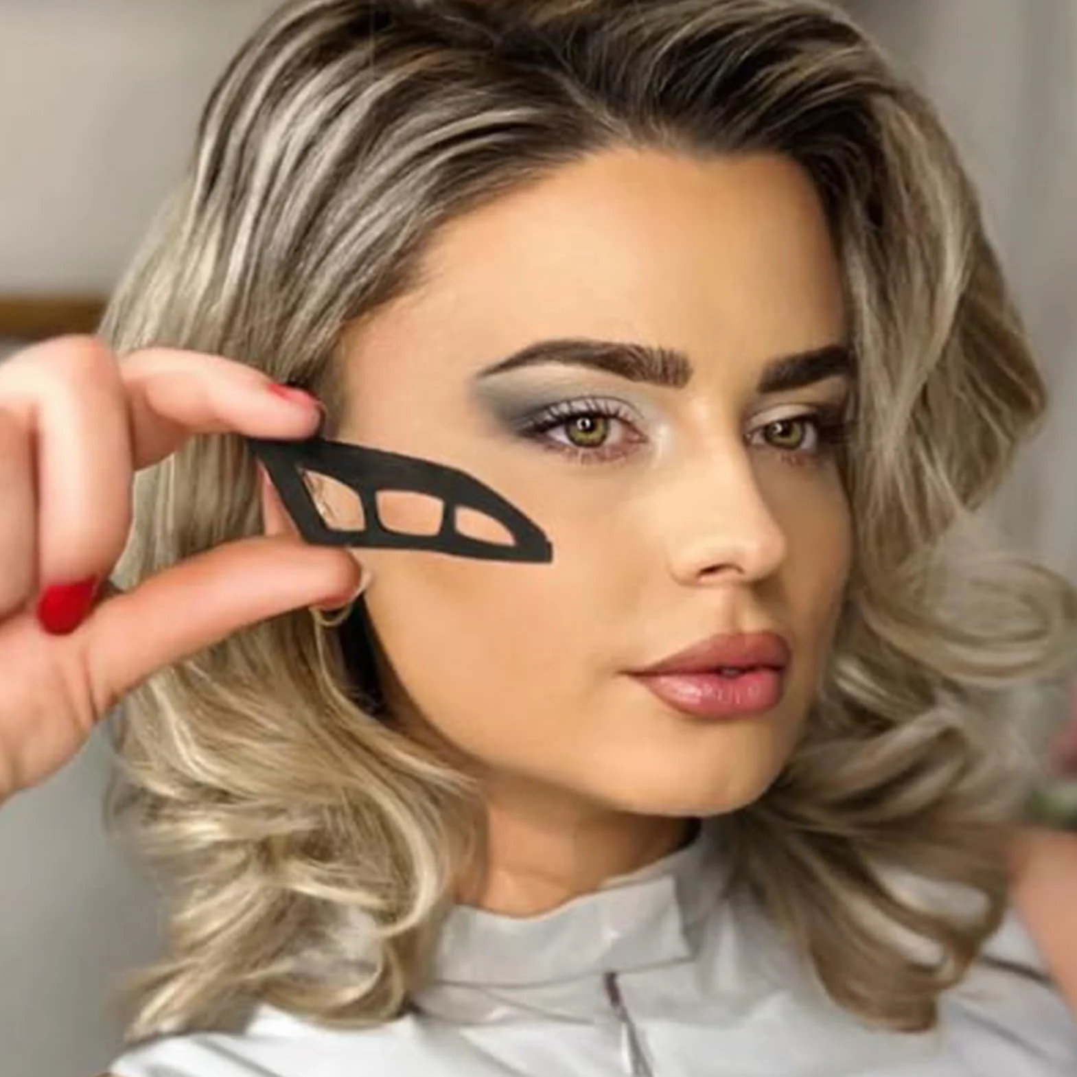 Eyetour Honeshadow Tool, Eyetour Il Tuo Glam Bestie, Modello Di Eyeliner Per Donne, Stencil Per Trucco Rapido, Strumento Per Il Trucco Degli Occhi Per Ombretto, Stencil Per Ombretto Per Gli Occhi