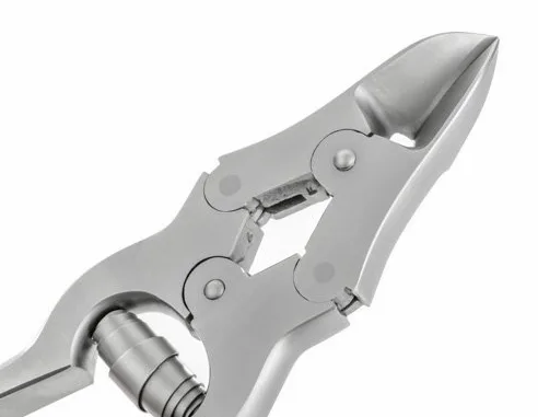 Remos - Tronchesina per unghie dei piedi con meccanismo a molla in acciaio inox - 16 cm