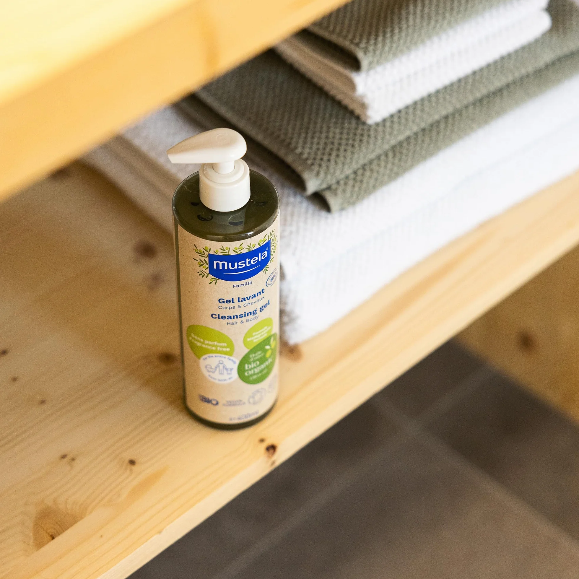 Mustela Gel Detergente Bio Vegano Olio di Oliva Aloe Vera Glicerina Corpo Capelli Neonati 400ml