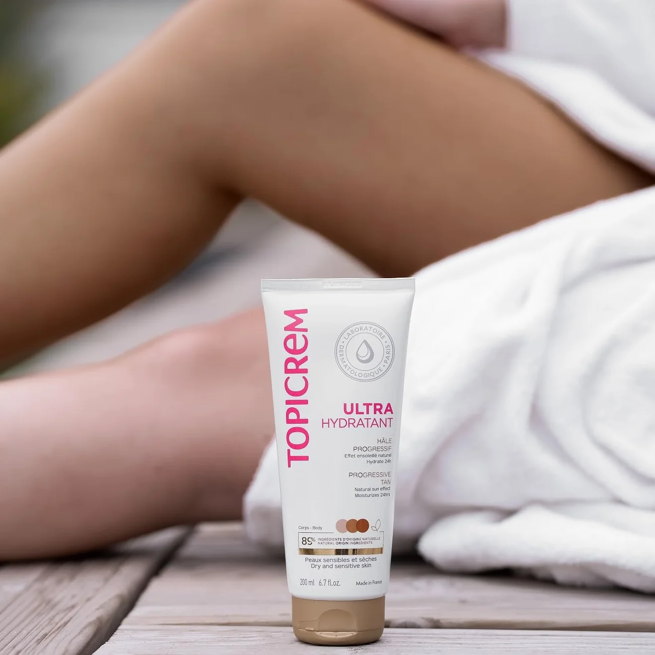 Topicrem, lozione ultra idratante per un’abbronzatura graduale, 200 ml
