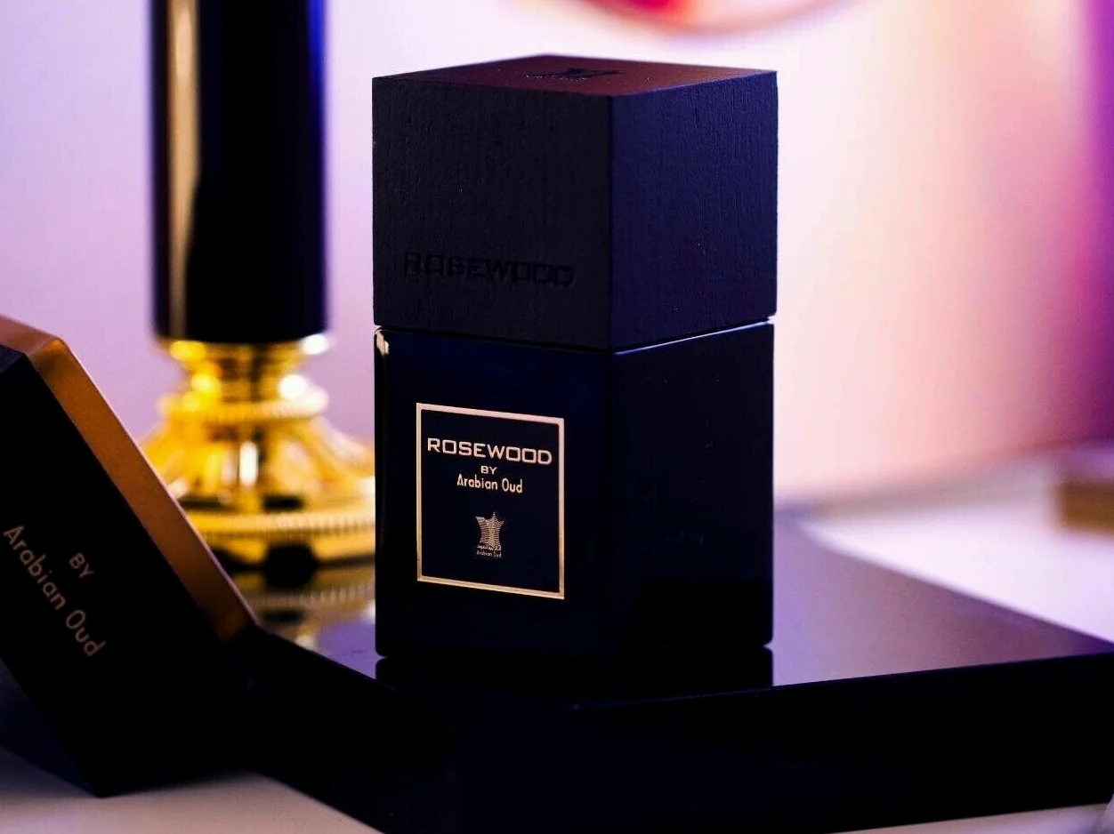 Arabian Oud ROSEWOOD 100 ml | Eau de Parfum Unisex | Frutti rossi, rosa bulgara, vaniglia del Madagascar | Profumo Floreale e Gourmand.