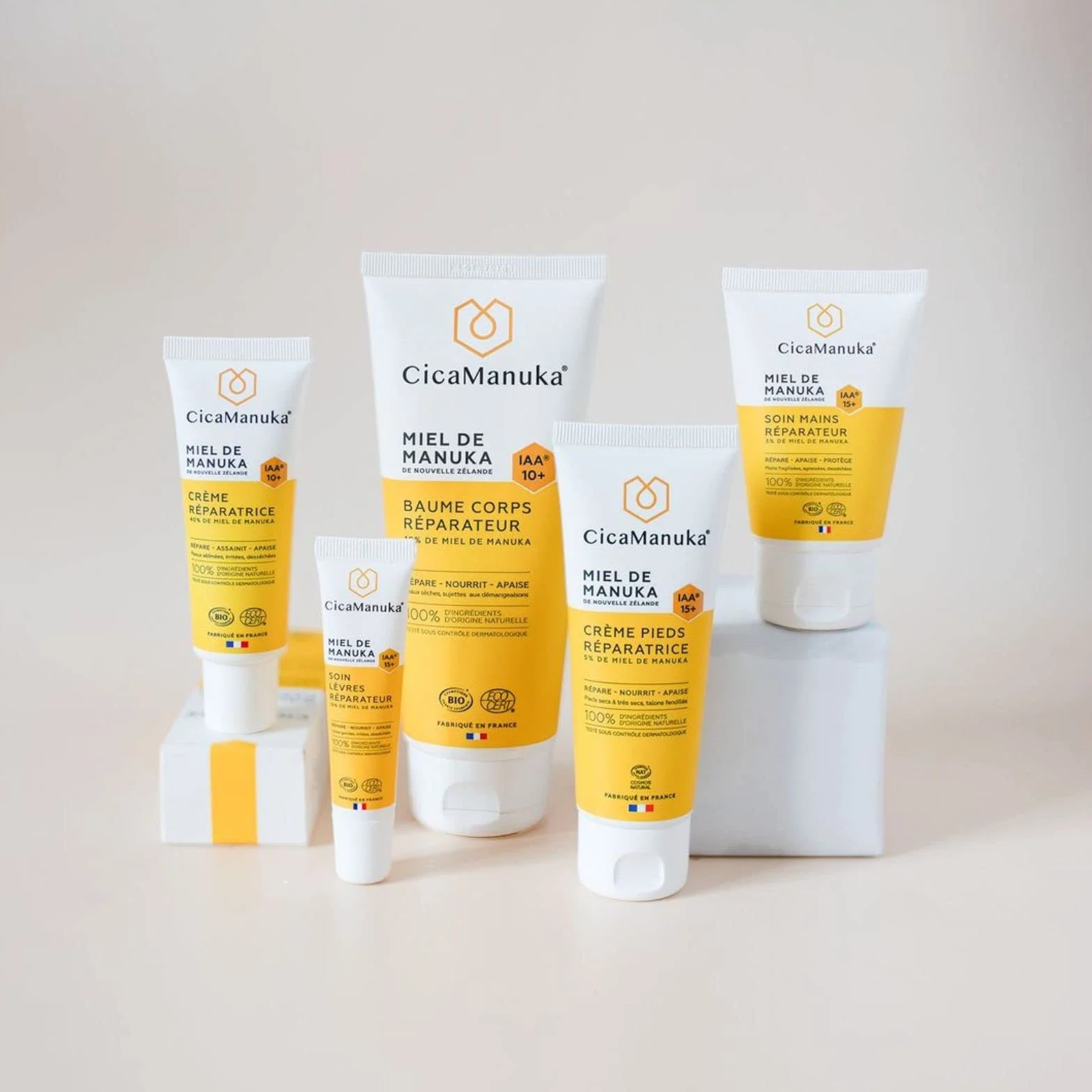 CICAMANUKA - Cura mani riparatore al miele di Manuka IAA15+ - Nutre e idrate - Certificato Bio - 50ml