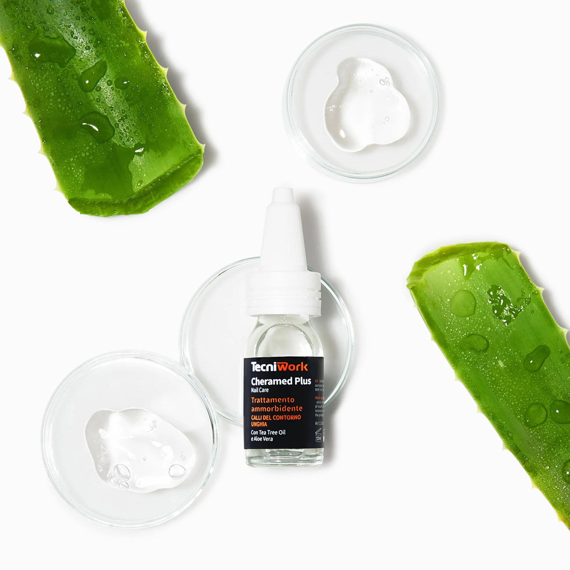 Cheramed Plus 15 ml - Aiuta a prevenire l’incarnirsi delle unghie e protegge dall'eccessivo ispessimento