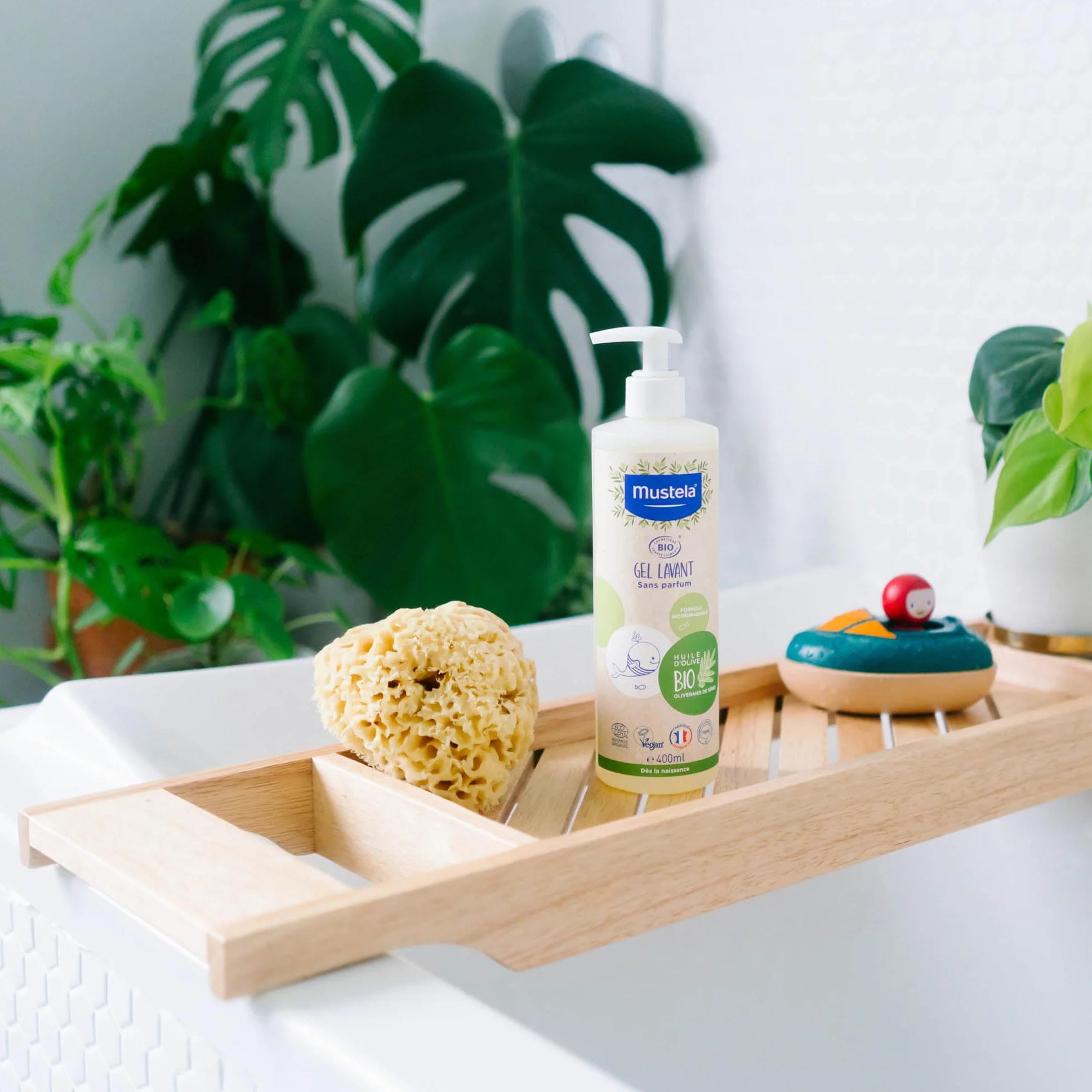 Mustela Gel Detergente Bio Vegano Olio di Oliva Aloe Vera Glicerina Corpo Capelli Neonati 400ml