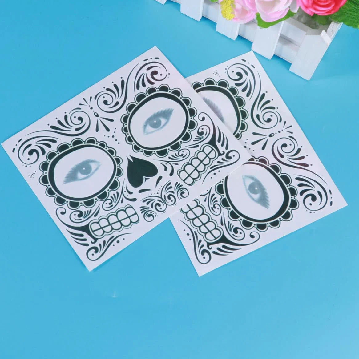 2 Pezzi Tatuaggi Temporanei Impermeabili per Halloween Tatuaggio Faccia Scheletro Nero in Carta Sicuro per Feste e Party Design T-007