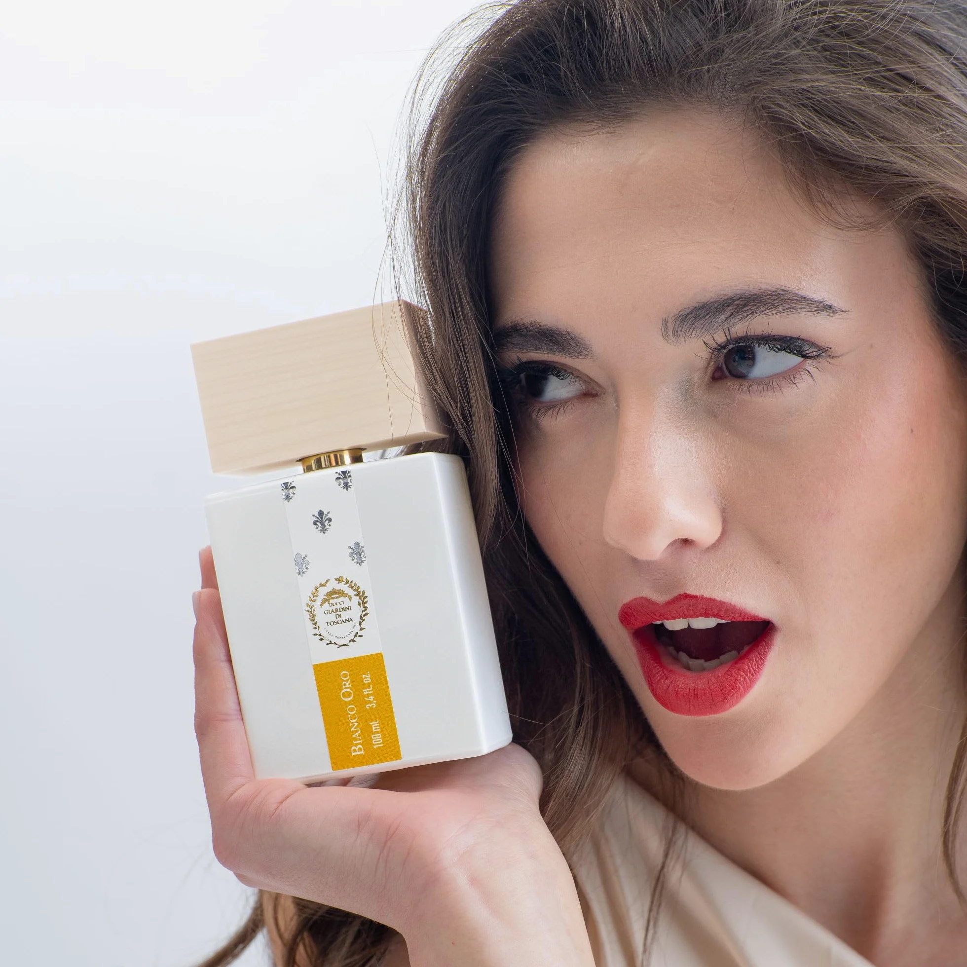 DUCCI Giardini di Toscana BIANCO ORO Eau de Parfum 100 ml | Bianco Oro: Un'Esplosione di Seduzione e MisteroFamiglia Olfattiva: Orientale PiccanteNote di Testa: Pepe rosa e bergamotto