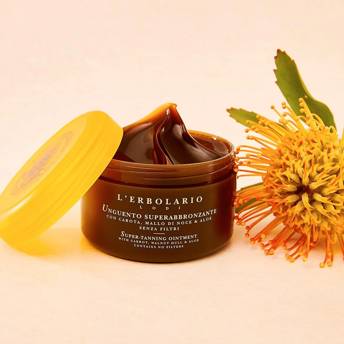 L'Erbolario Unguento Super Abbronzante Olio di Carota Noce e Aloe Vera 200 ml