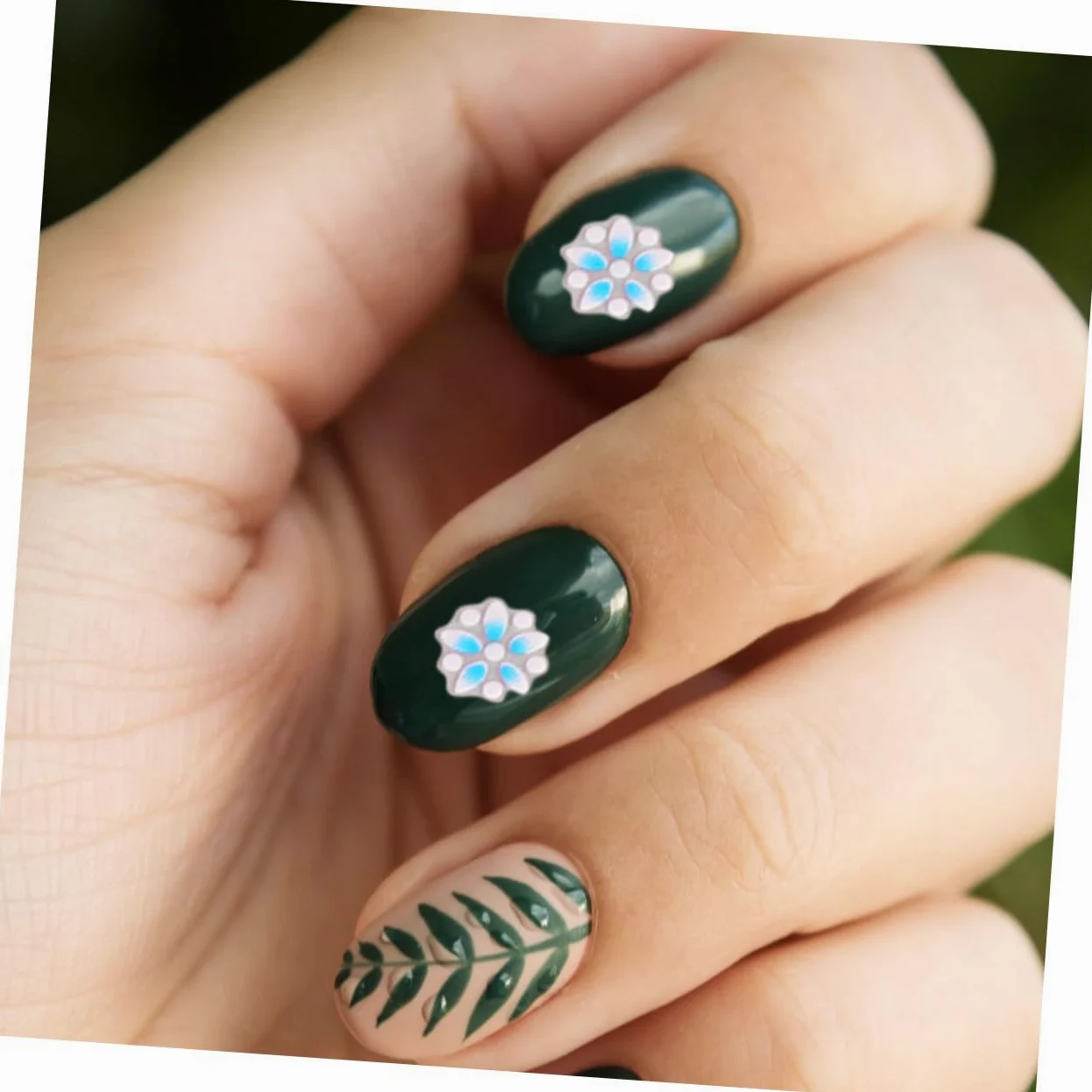 3 Set Adesivi Per Unghie Creativi Nail Decals Colorati Colorati Per Manicure Te Per Donne E Ragazze Per Amanti Della Nail Art 50 Pezzi*3