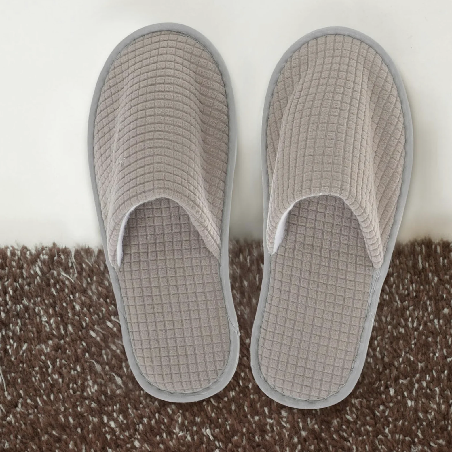 Pantofole Usa e Getta in Pile per Ospiti 6 Paia Pantofole Lavabili Antiscivolo per Hotel e Casa per Mantenere i Piedi Puliti senza Odore