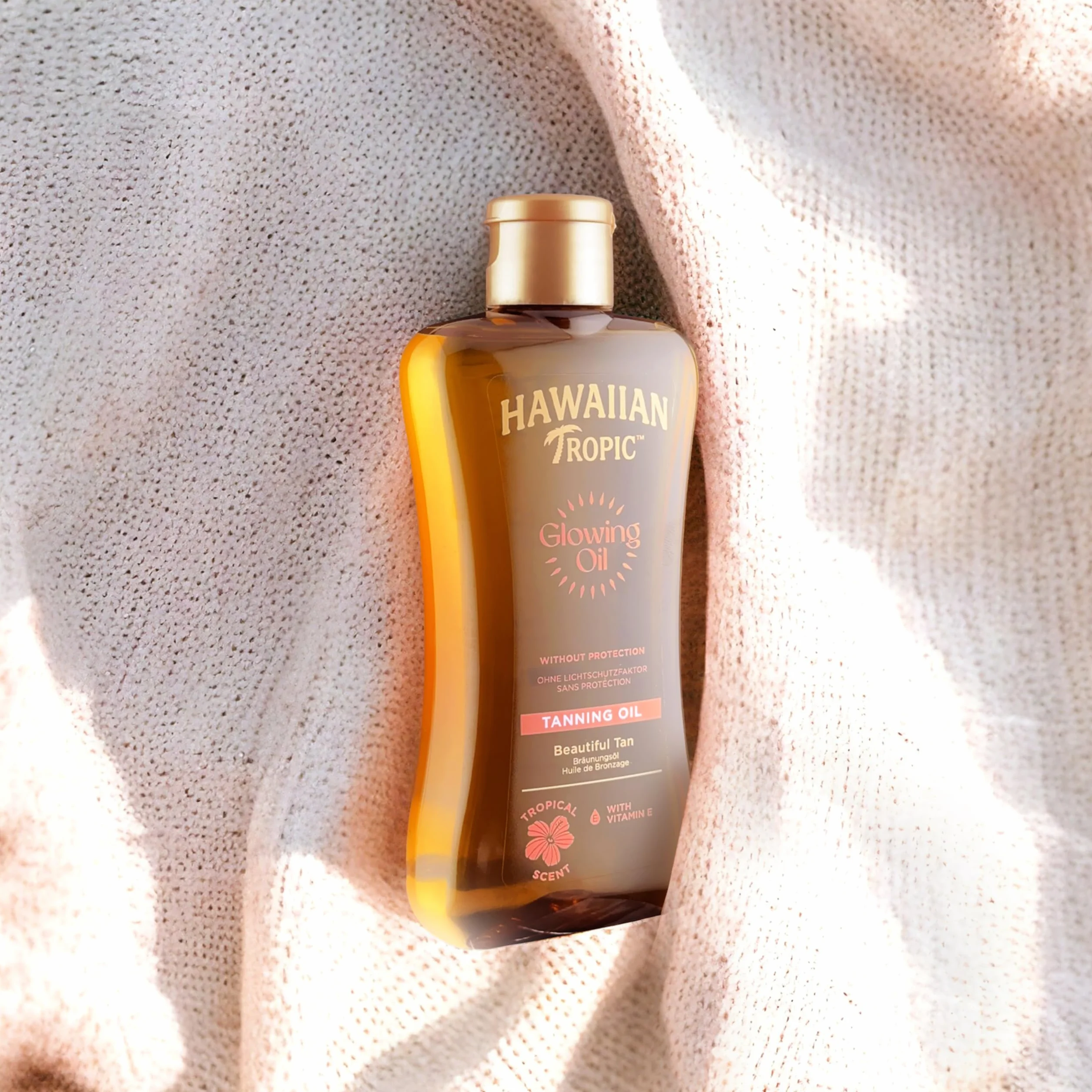 Hawaiian Tropic Glowing Tanning Oil 200ml