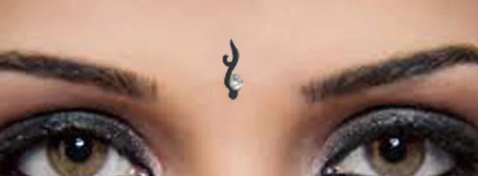 KULIA® Bindi neri di design (adesivi/tattoo) – Stile Tikka, forma allungata a puntini Accessori di bellezza per viso e sposa, ideali per Puja Gemme e gioielli per il viso in varie forme e dimensioni