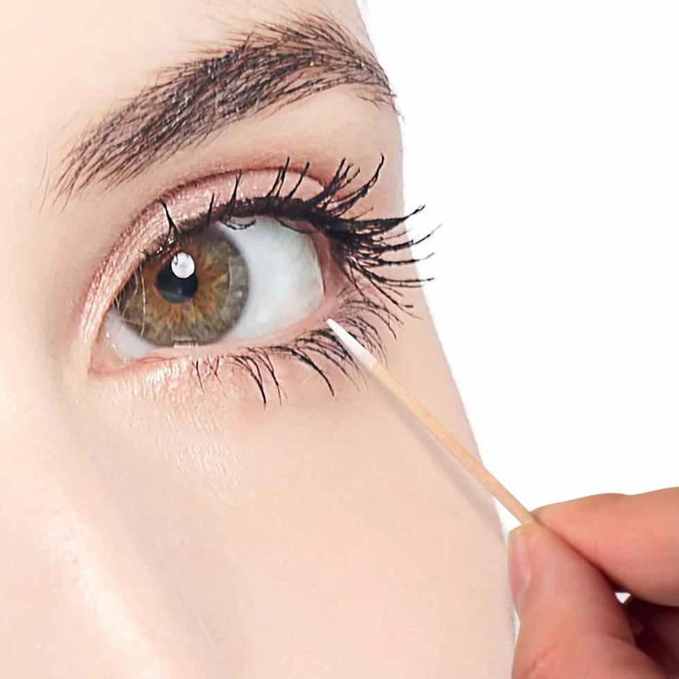 500 tamponi di cotone appuntiti, piccoli tamponi di cotone, manico in legno, per tatuaggio, sopracciglia, bellezza, trucco, unghie