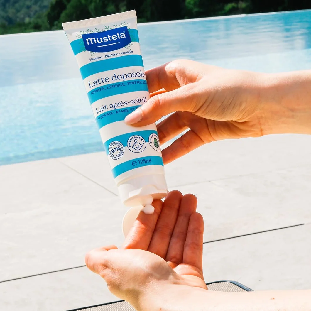 Mustela Latte Doposole 125ml Viso Corpo Burro di Karité Perseose Avocado Neonati Bambini Pelle Arrossata Freschezza