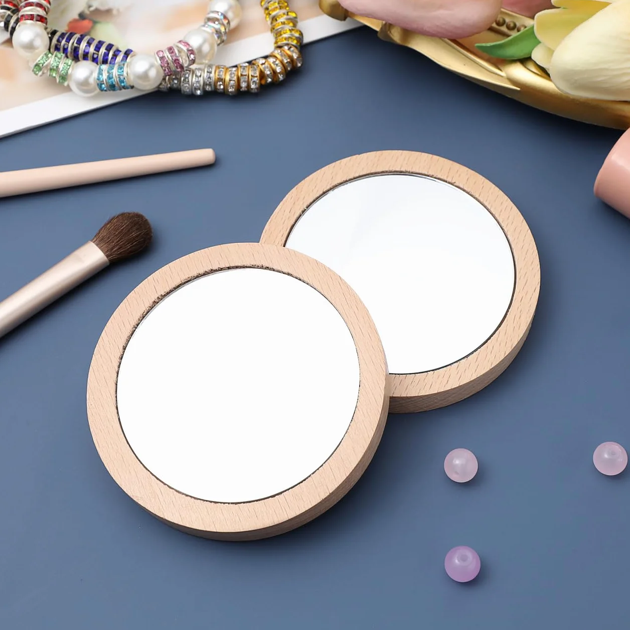 Confezione da 2 piccoli specchietti tascabili in legno, rotondi, compatti, portatili, per borsa da donna da 6 5 cm e 7 5 cm, ideale per bambini e bambini