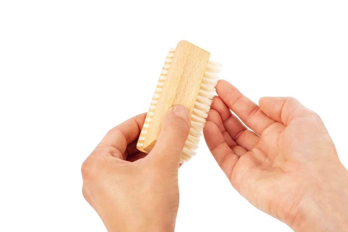 REMOS Spazzola per mani e unghie setole naturale legno faggio