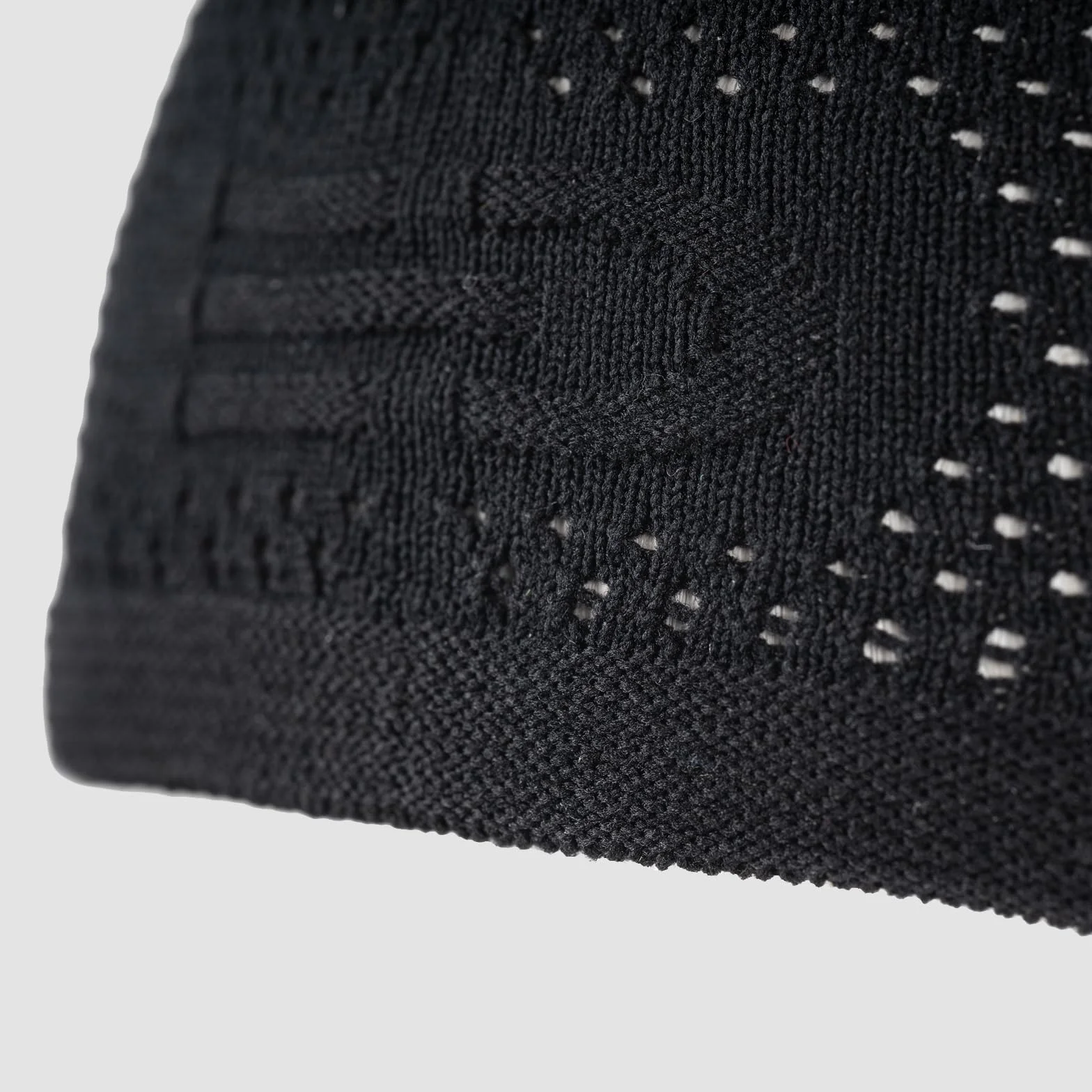 Calotta sottocasco microforata in Polipropilene Dryarn® Made in Italy