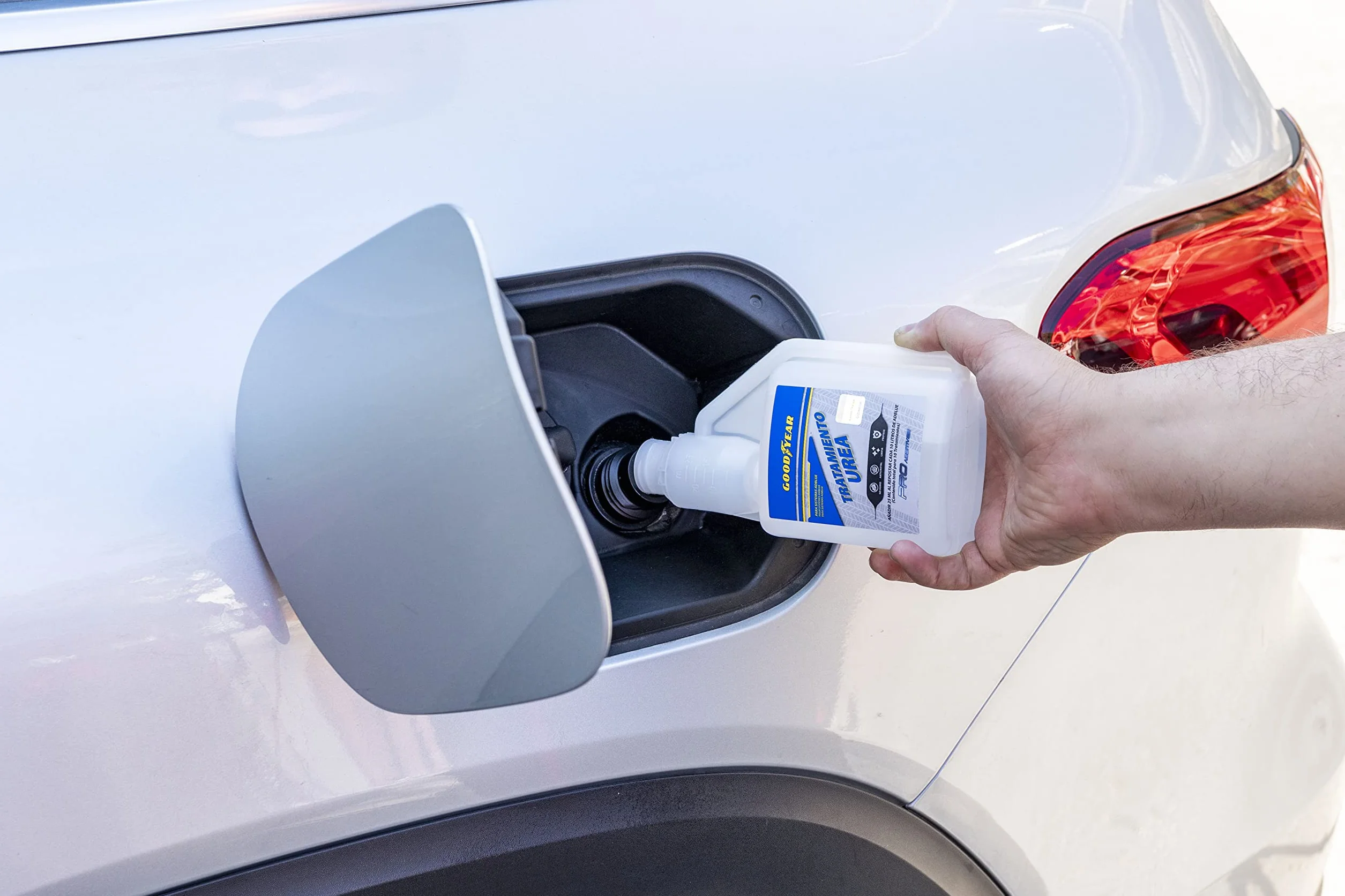 Goodyear Additivo AdBlue 250 ml Trattamento Anticristallizzante Urea