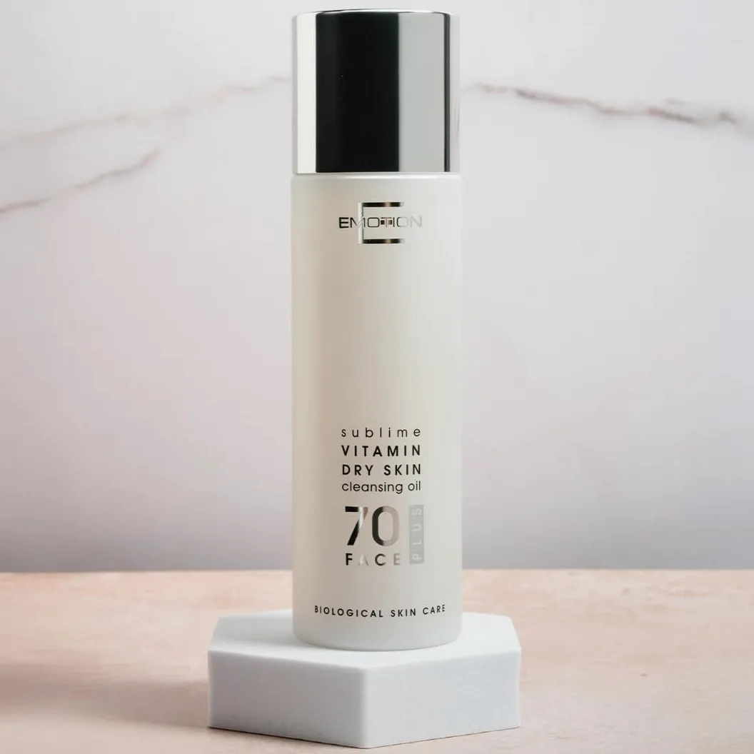 Olio Detergente VITAMIN 70 struccante viso levigante per pelle secca disidratata, ruvida o matura. Non lascia untuosità. Formula biologica.