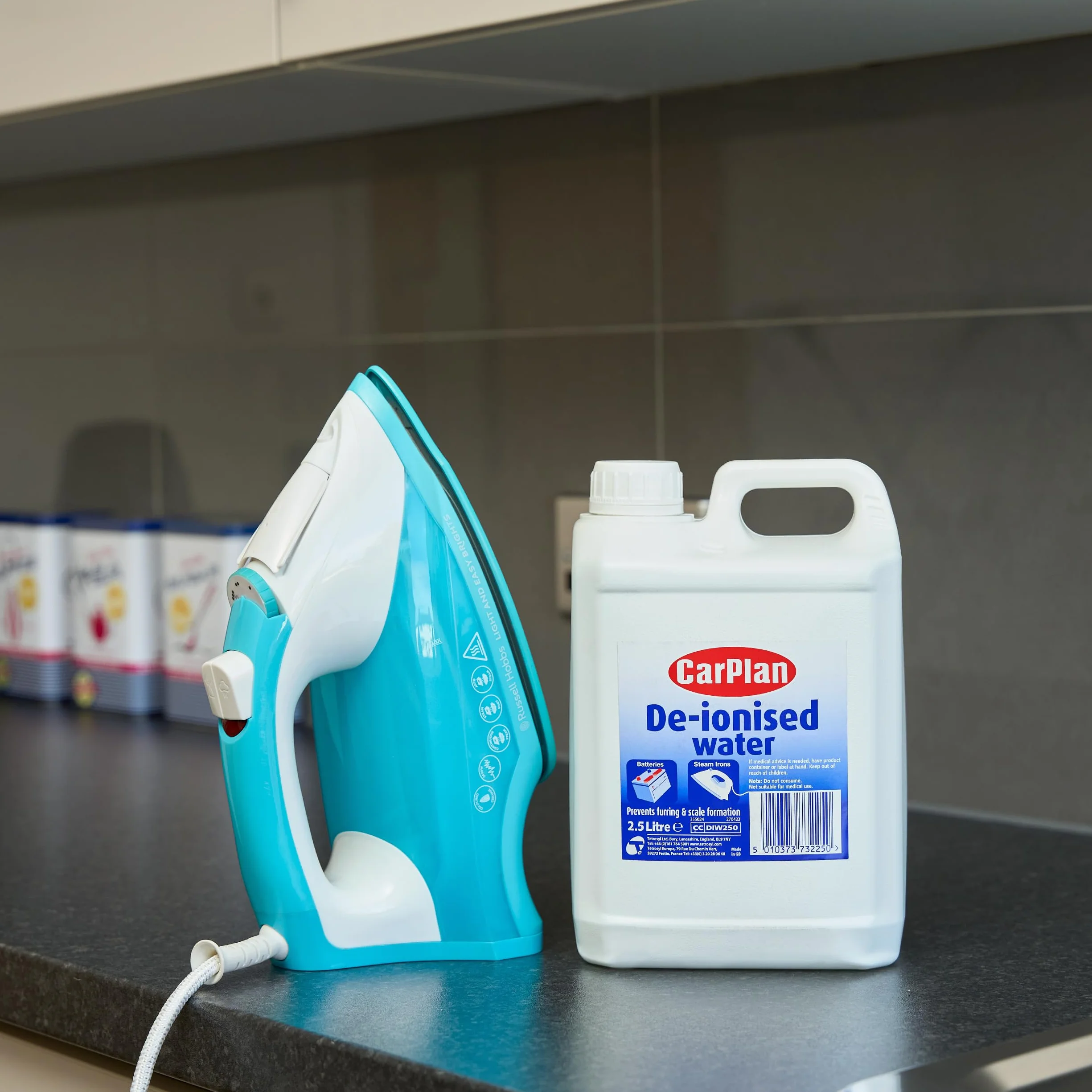 CarPlan Acqua Deionizzata 2.5 Litri Classe A+++ per Batterie e Ferri da Stiro a Vapore