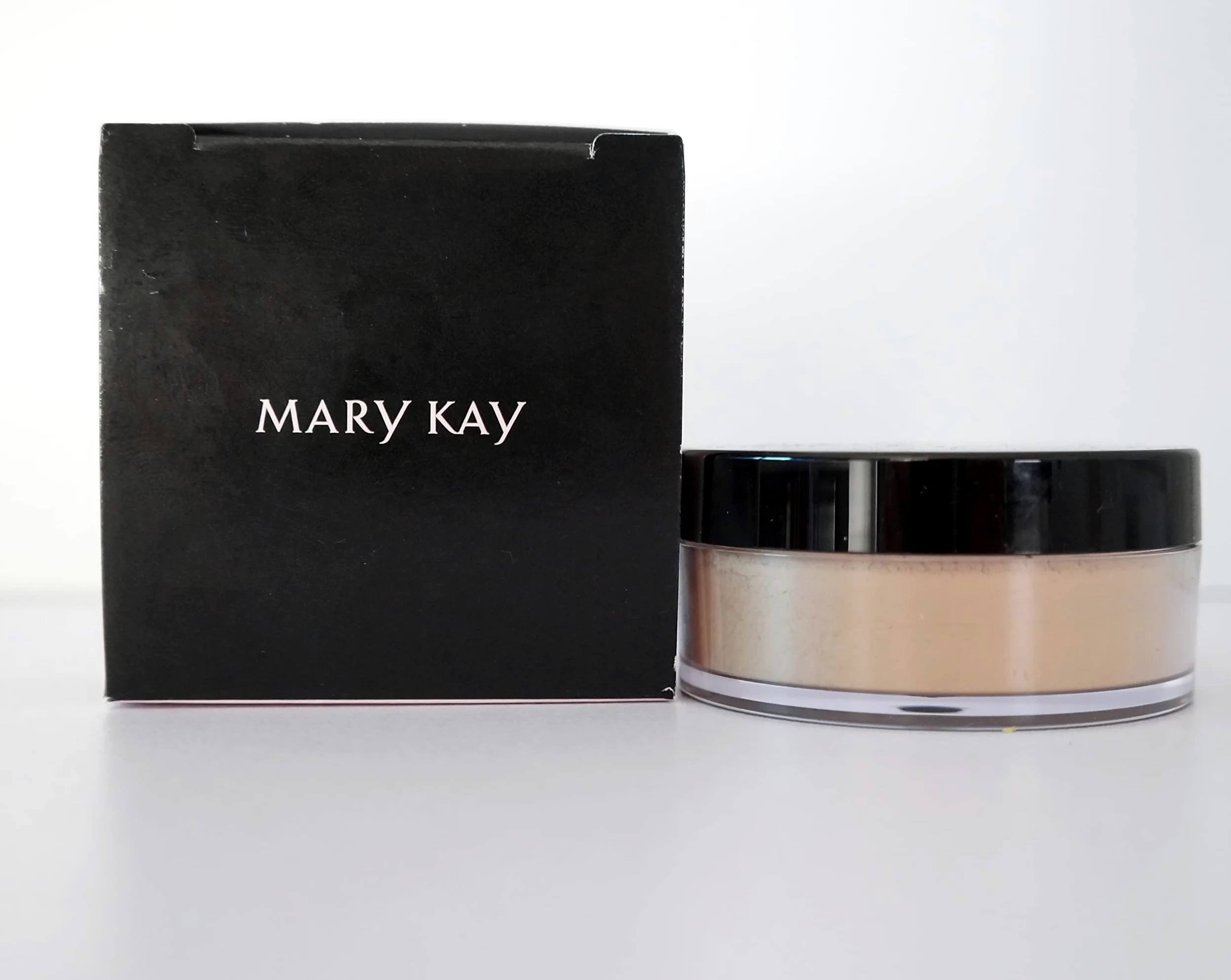 Mary Kay Silky Setting Powder - Polvere fissante, colore beige chiaro