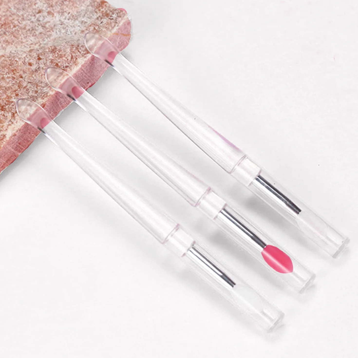 Mini spazzola per labbra con cappuccio, applicatore portatile in silicone riutilizzabile per rossetto, bacchette per lucidalabbra