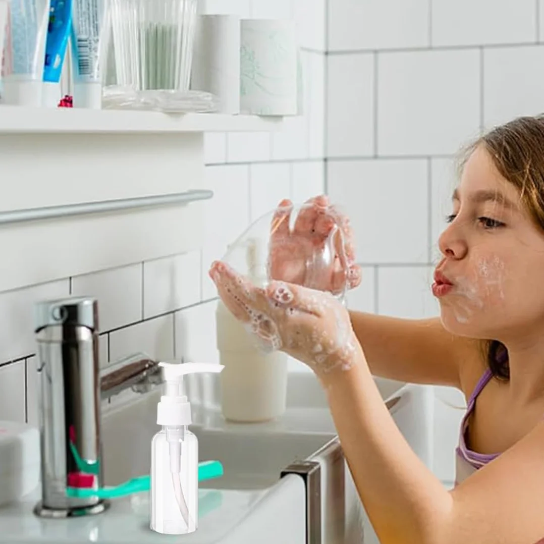 4 Pezzi Flaconi da Viaggio, 50 ml Bottiglie da Viaggio Trasparenti, Pompa da Viaggio in Plastica Dispenser, Boccette Contenitori Ricaricabile, per Cosmetici, Lozione, Bagno, Shampoo Liquidi