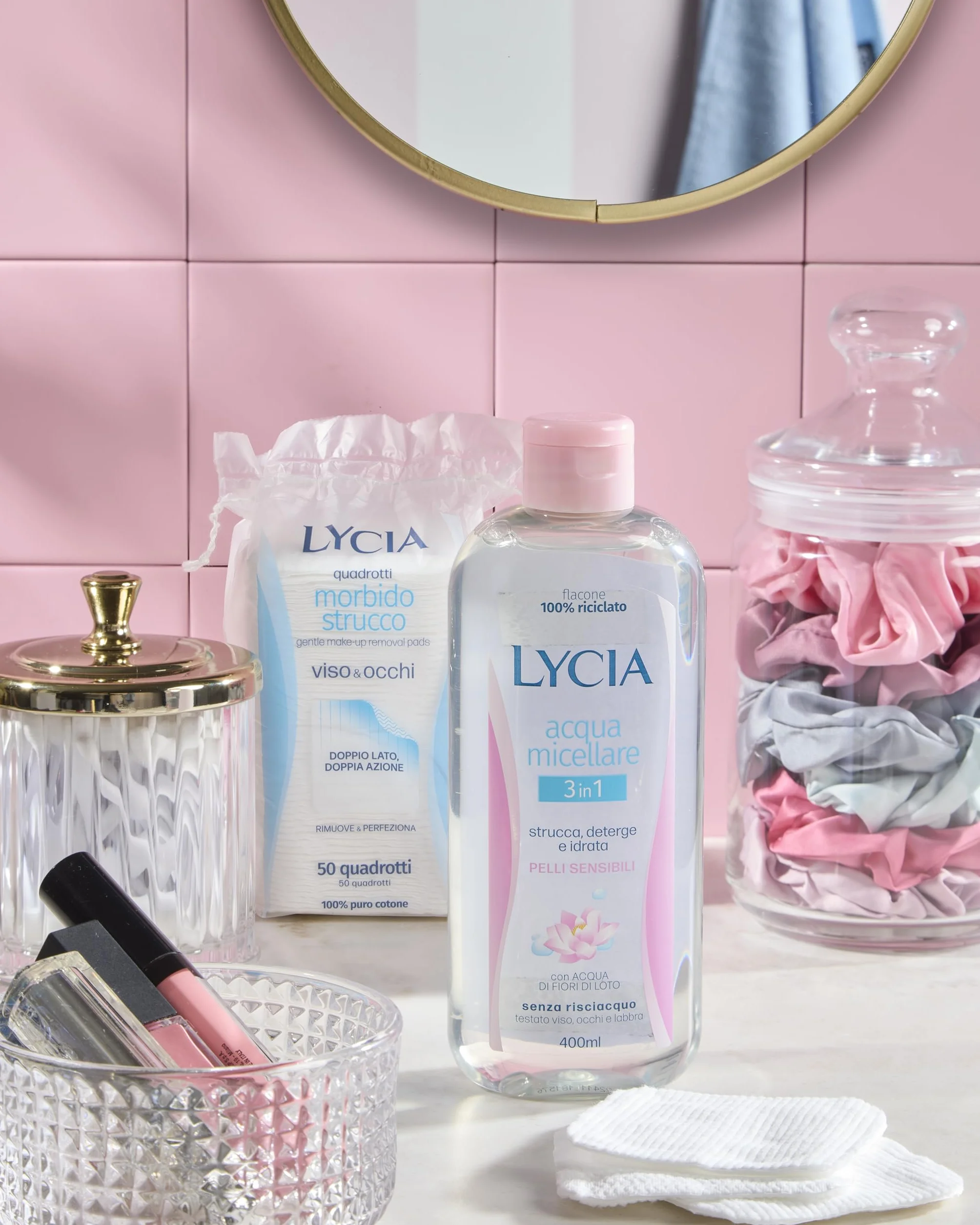 Lycia, Quadrotti Struccanti Viso e Occhi, Tessuto Morbido in 100% Puro Cotone, Doppia Azione con Trame Diverse per Rimuovere il Trucco e Perfezionare la Detersione, Confezione 80 Dischetti