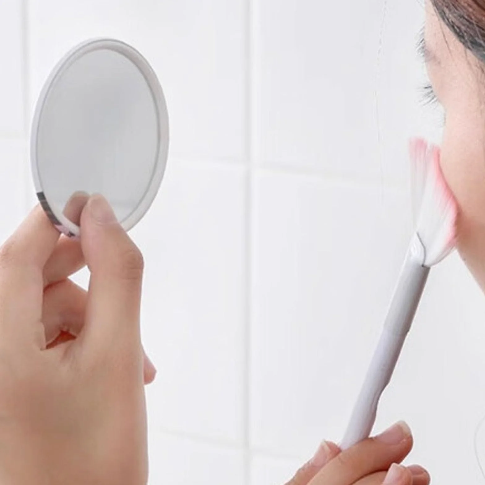 specchio a mano bifacciale, specchio a mano con manico, lente d'ingrandimento trasparente multifunzione 1x/2x, adatta per il trucco quotidiano femminile., SMJ-2X
