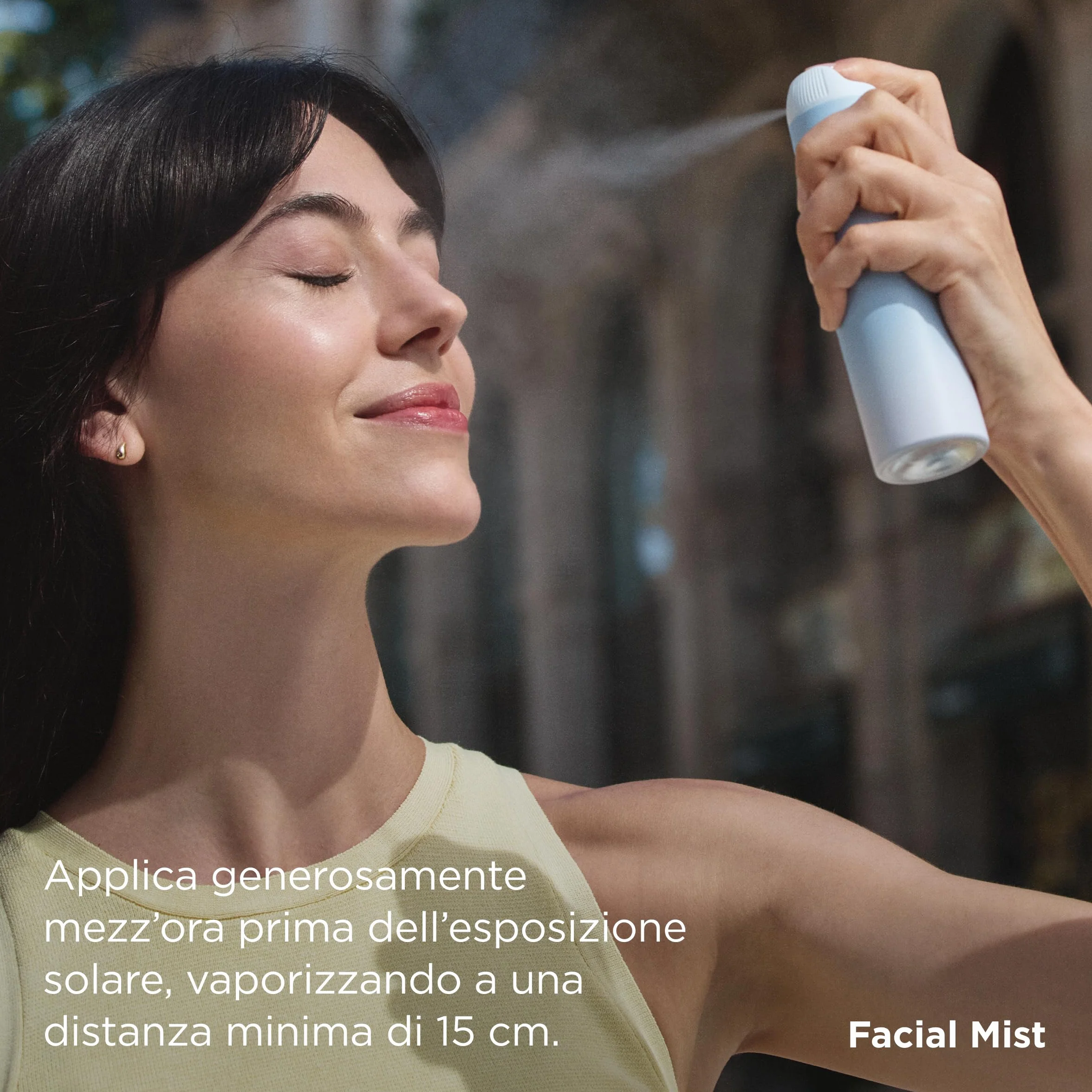 ISDIN Facial Mist SPF 50 100 ml Nebbia Solare Viso Protegge Idrata Fissa Trucco Resistente all'Acqua