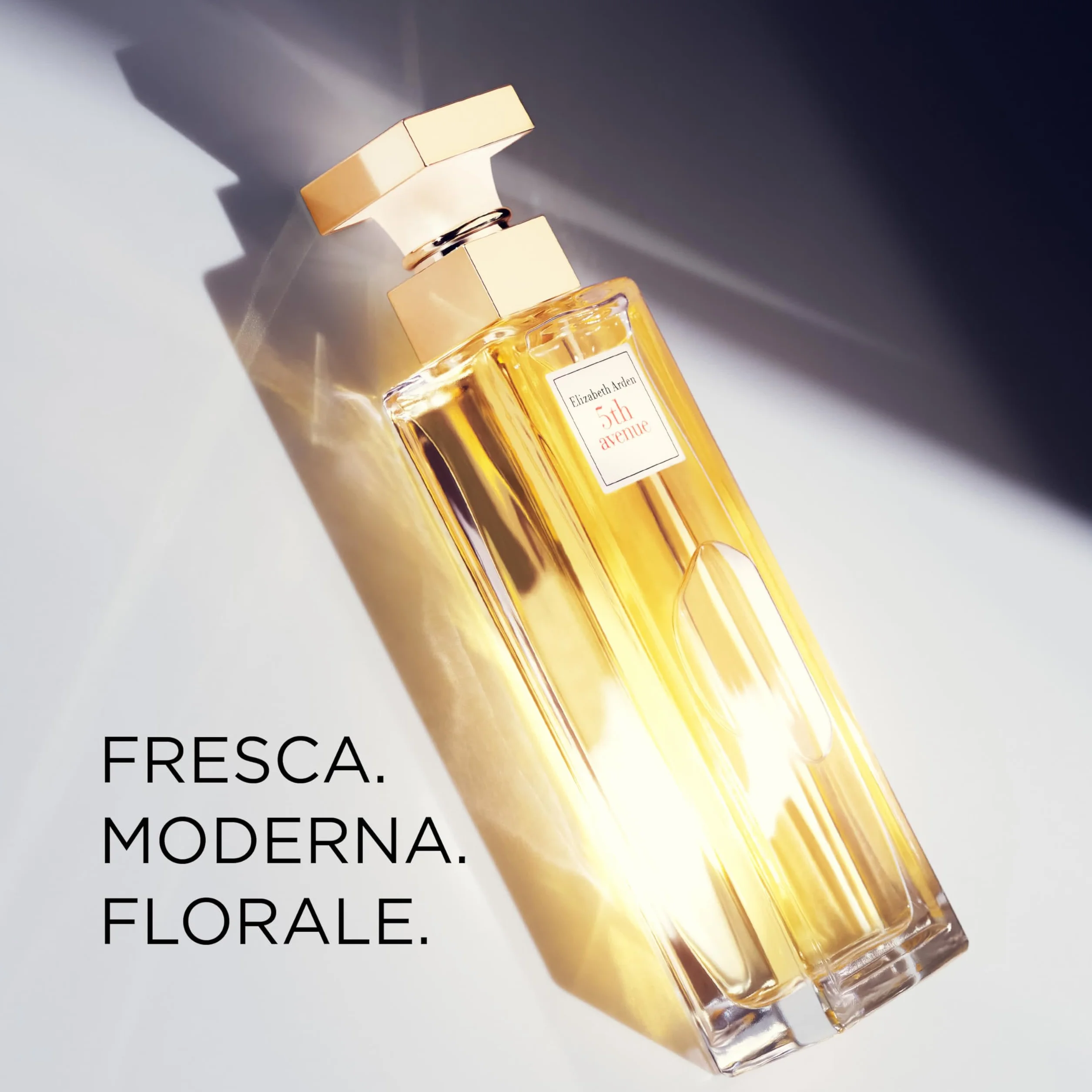Elizabeth Arden - 5th Avenue, Eau de Parfum Spray, Profumo Femminile, Raffinato ed elegante, con Magnolia Rosa, Viola ed Ambra, Note Floreali, Profumo per Donna - 125 ml