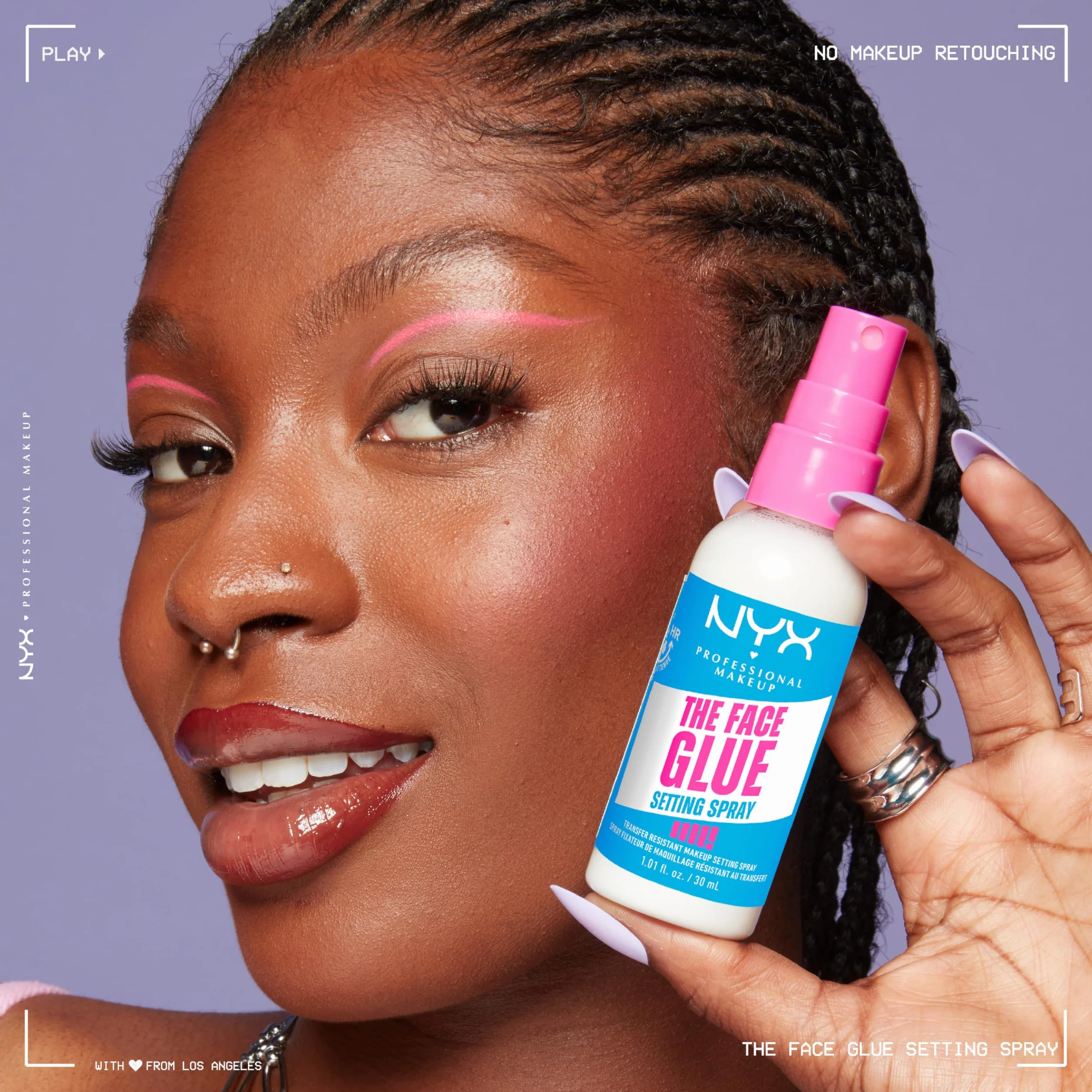 NYX Professional Makeup Spray Fissante, Per Tutti i Tipi di Pelle, Makeup Intatto fino a 24H, Finish Vellutato e Look Fresco Tutto il Giorno, Con Sciroppo d'Acero, The Face Glue, 60 ml