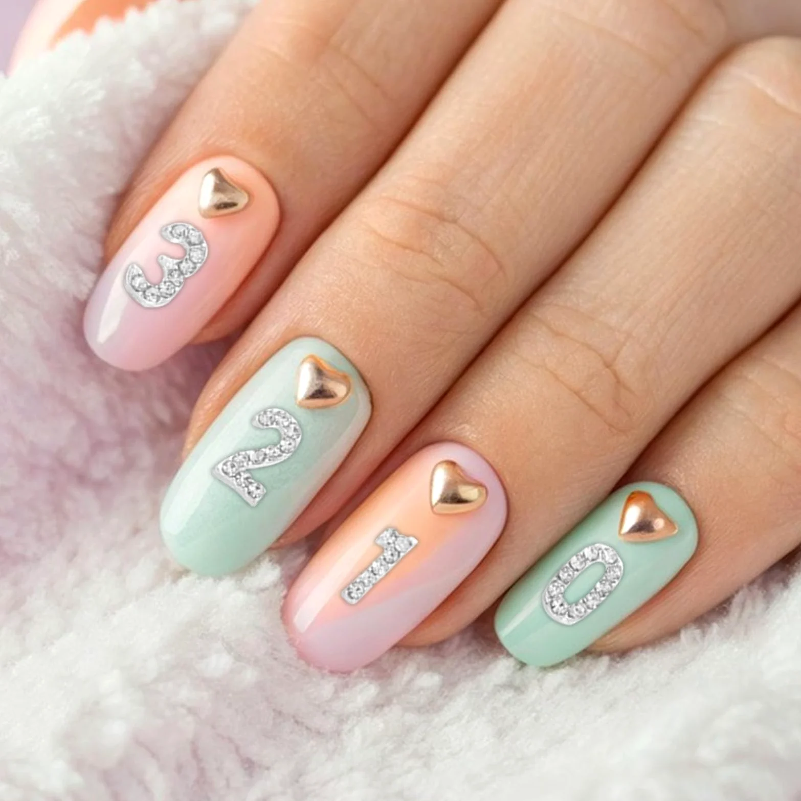 Healvian 100pezzi Ciondoli Numerici per Unghie Strass di Decorazioni per Nail Art Accessori in Retro Piatto Gioielli Numeri per Manicure