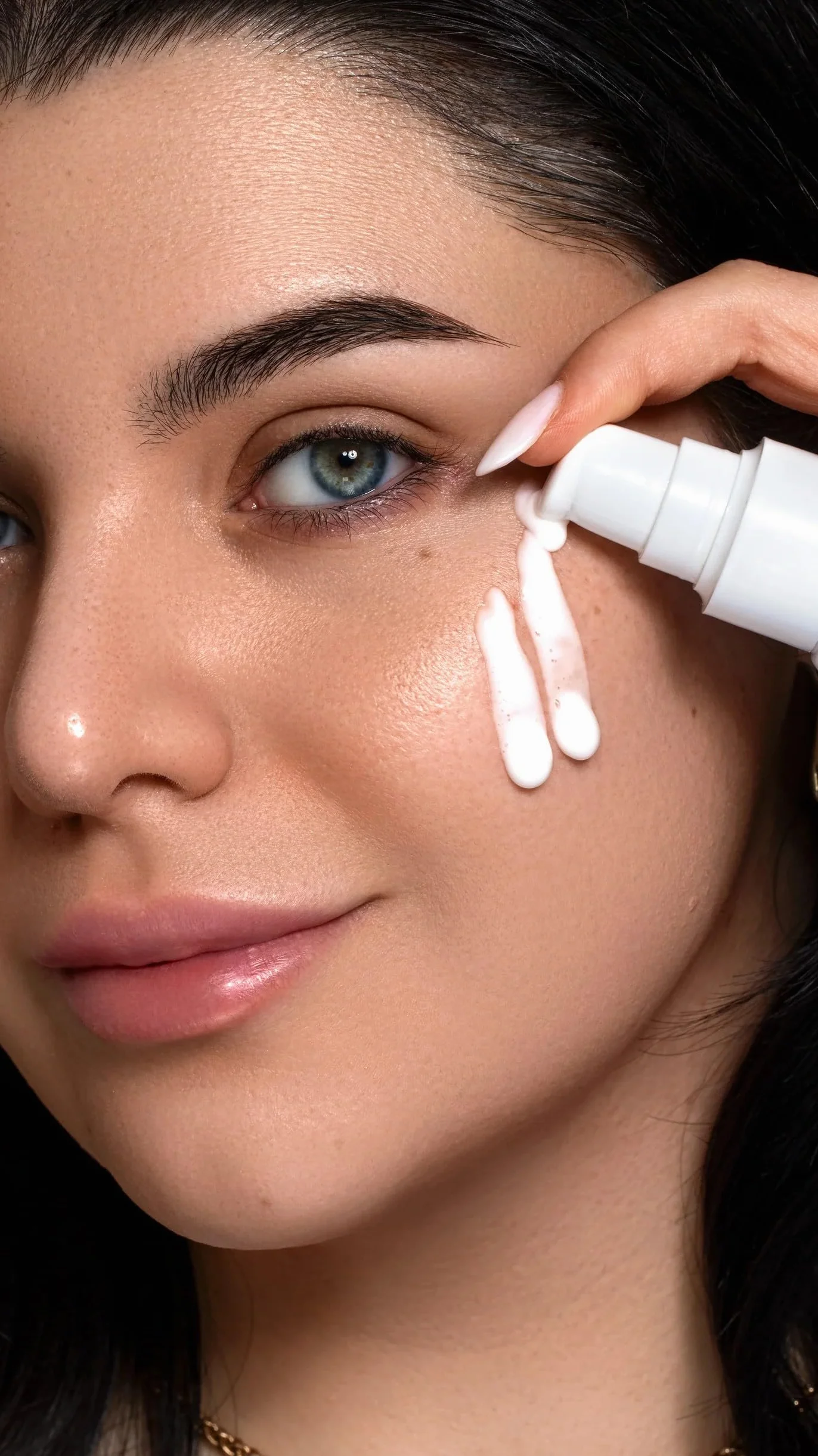 Latte Detergente Struccante Naturale e Bio 200 ml, Creemilk Idrata e Lenisce, Formula Vegana e Senza Parabeni, Namur Cosmetics