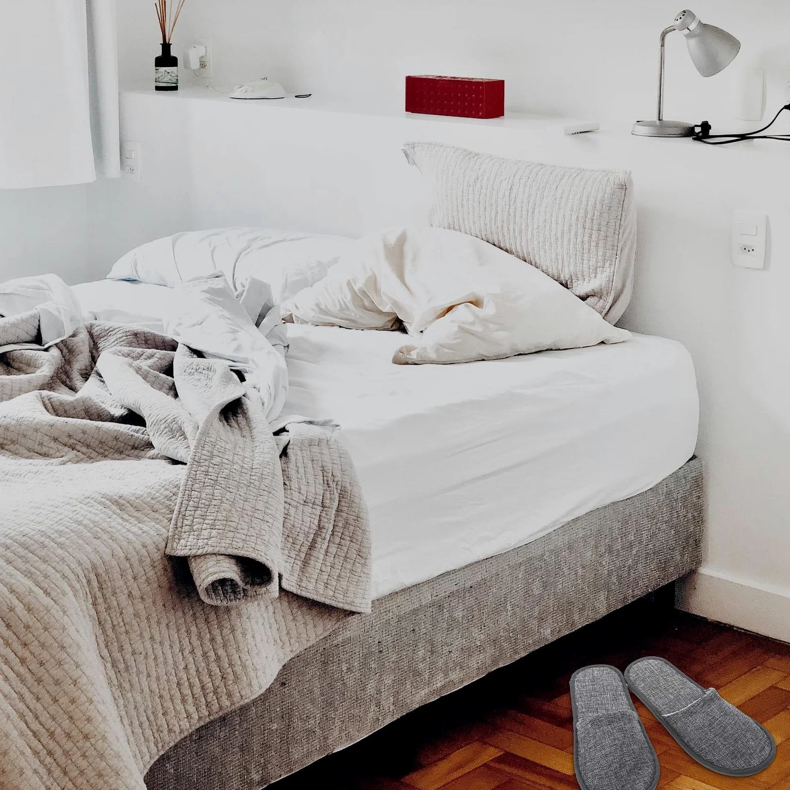 Ciabatte Monouso Antiscivolo per Ospiti in Lino, Design da Interno, Lavabili, 10 Paia, Accessori per Hotel e Casa