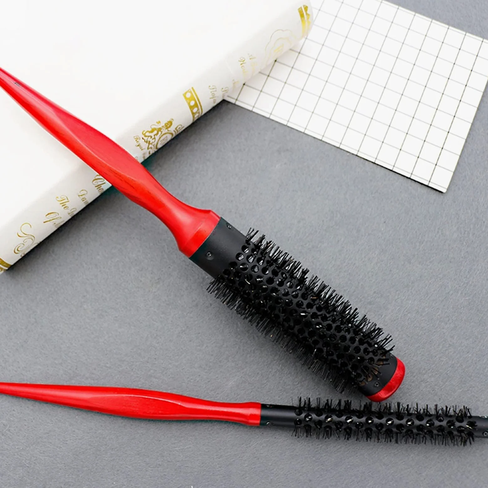 Pettine da Barbiere per Capelli Ricci 5pc. S Grezzo Capelli Roll Brush Pennello Pennello Rosso Rotondo Capelli Pettine Salone Capelli Pettinatura Pettine Spazzola per Pettinare per Uomini e Donne ( Co