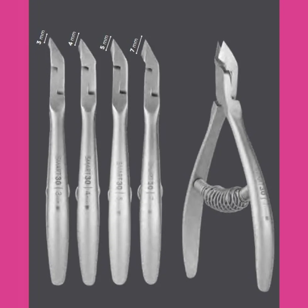 STALEKS PRO by Natury Nails Pinza professionale per cuticole 4 mm. Acciaio inossidabile (Smart 30-4mm)