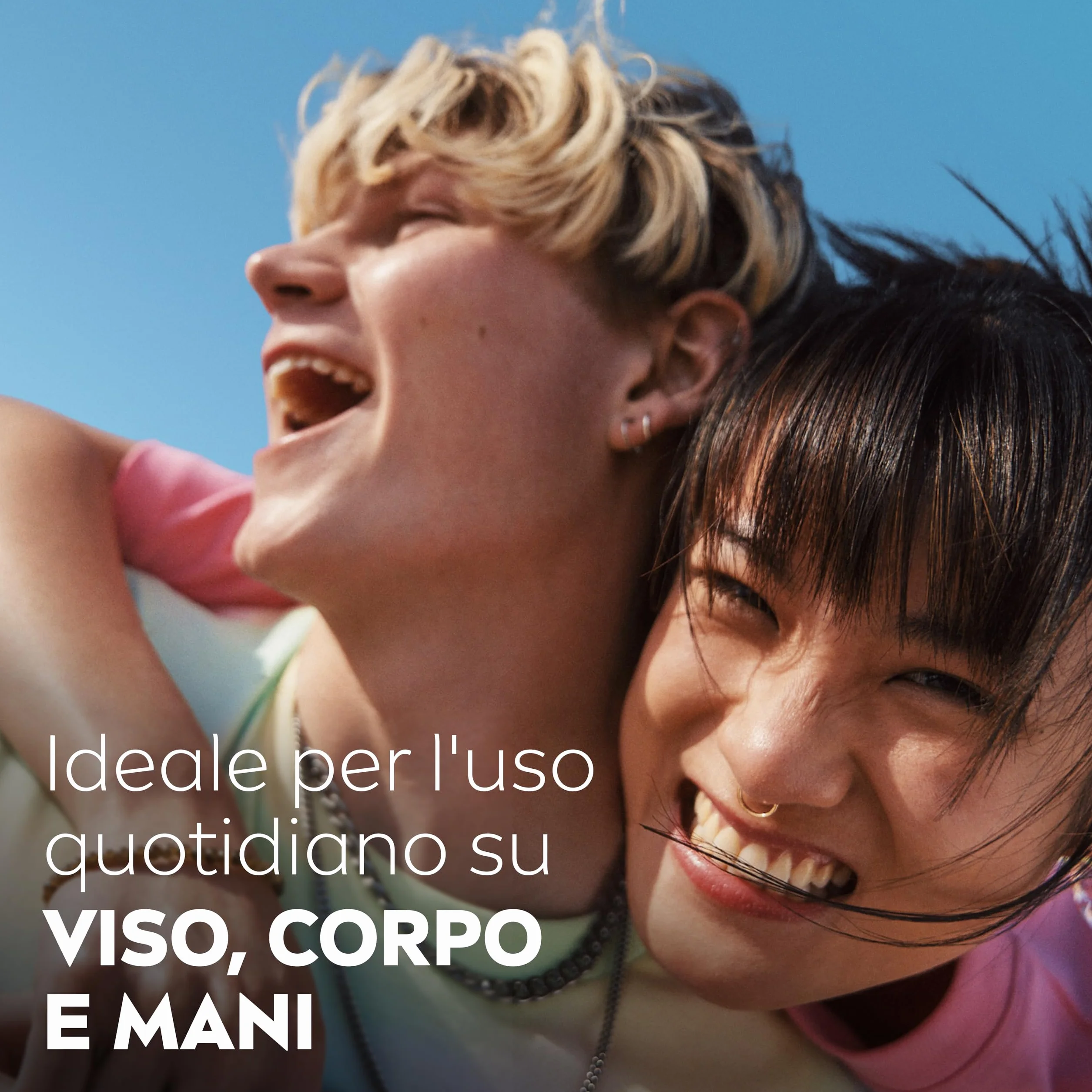 NIVEA Soft Tubo 75 ml, Crema idratante corpo, viso e mani per 72 ore, Crema multiuso rifrescante con Vitamina E e Olio di Jojoba, Assorbimento rapido, Per uso quotidiano, Per tutti i tipi di pelle