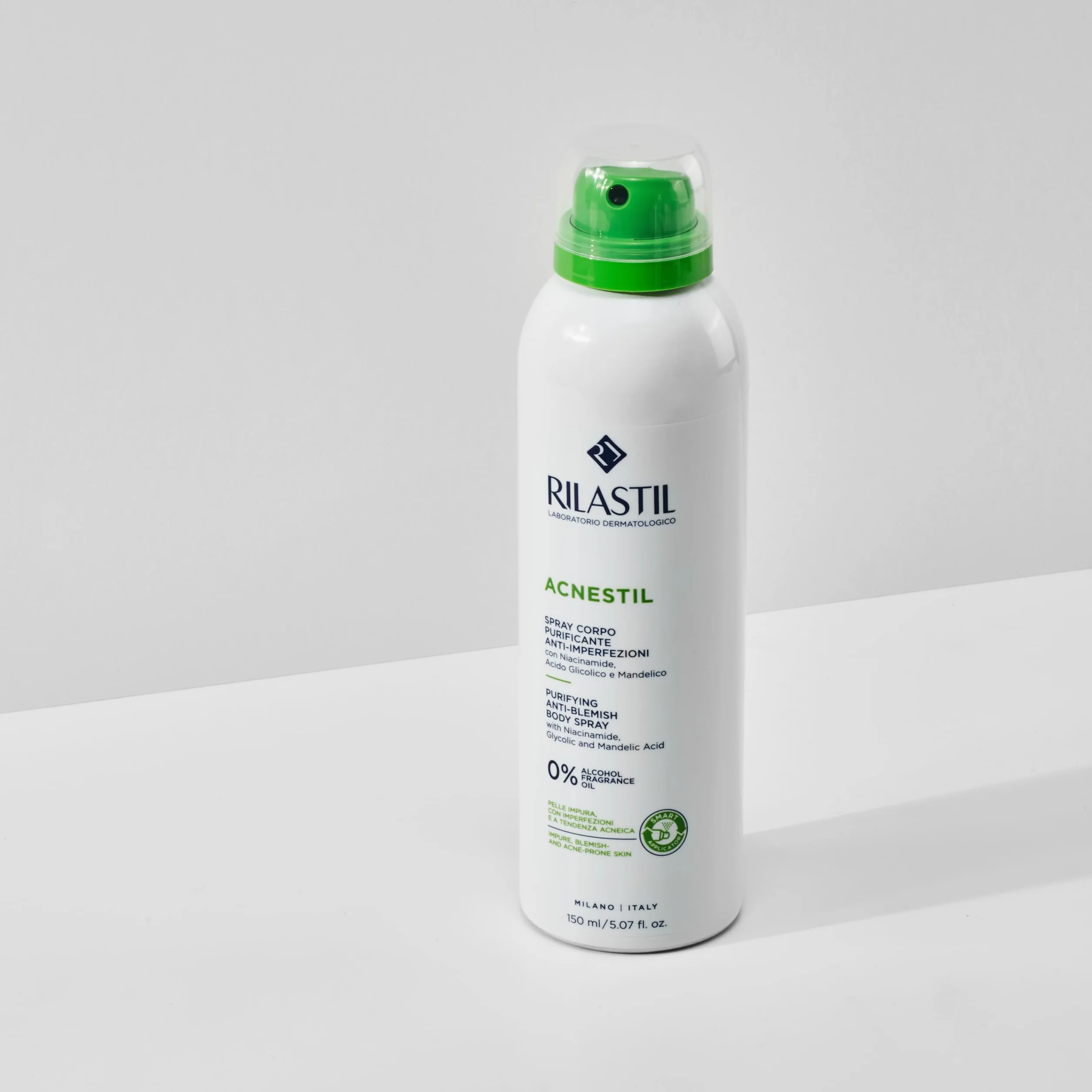 Rilastil Acnestil Spray Corpo Purificante e Anti-imperfezioni, Sebonormalizzante, Lenitivo con Niacinamide, Acido Glicolico e Acido Mandelico, 150 ml