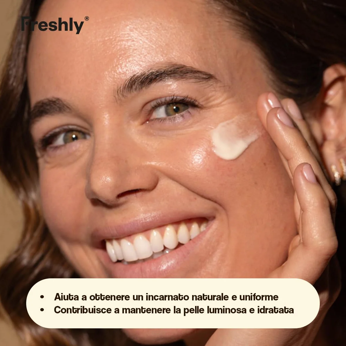 Freshly Cosmetics | Bronzing Self-Tanning Serum | Autoabbronzante Viso Naturale | 30 ml | Siero Viso per Abbronzatura Graduale e Uniforme