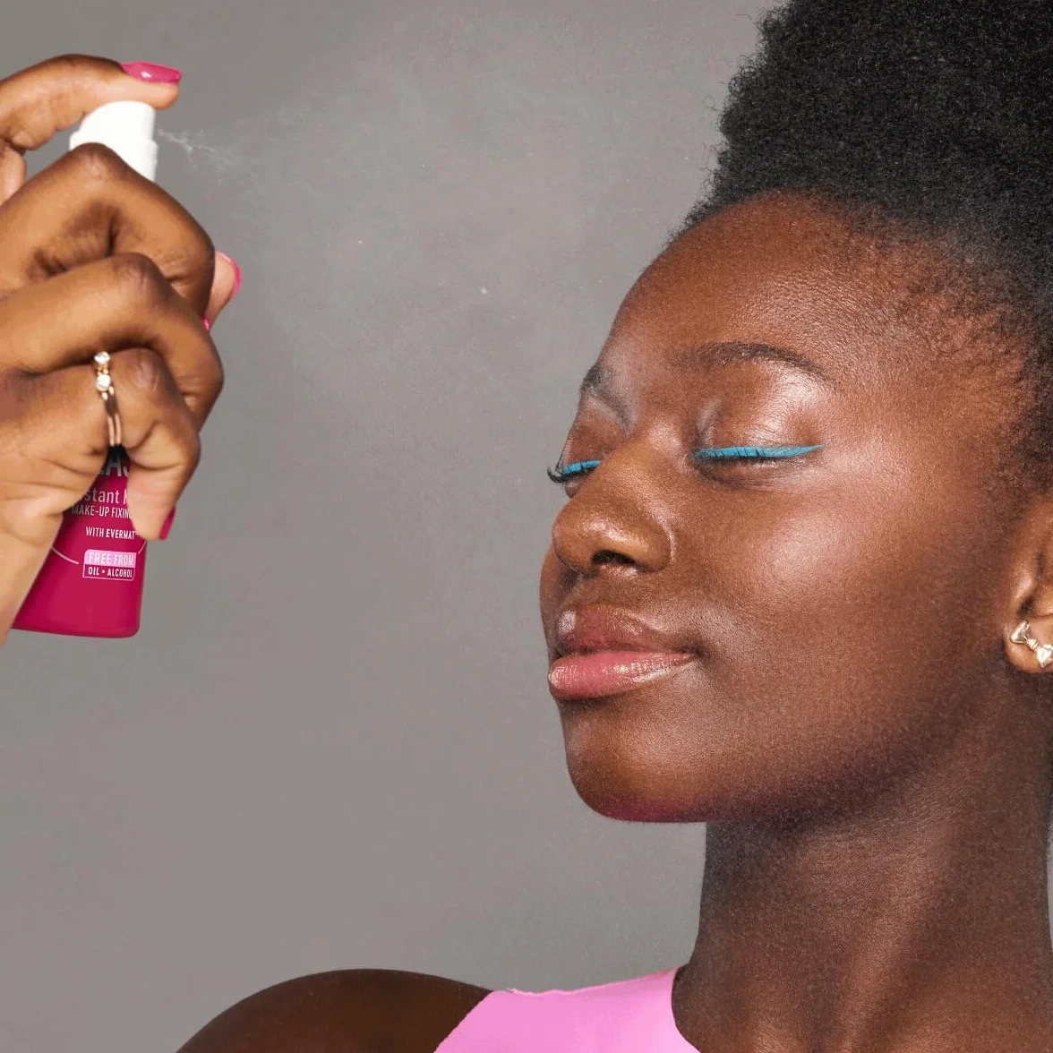 essence fix & LAST instant MATTE MAKE-UP FIXING SPRAY 50ml opacizzante