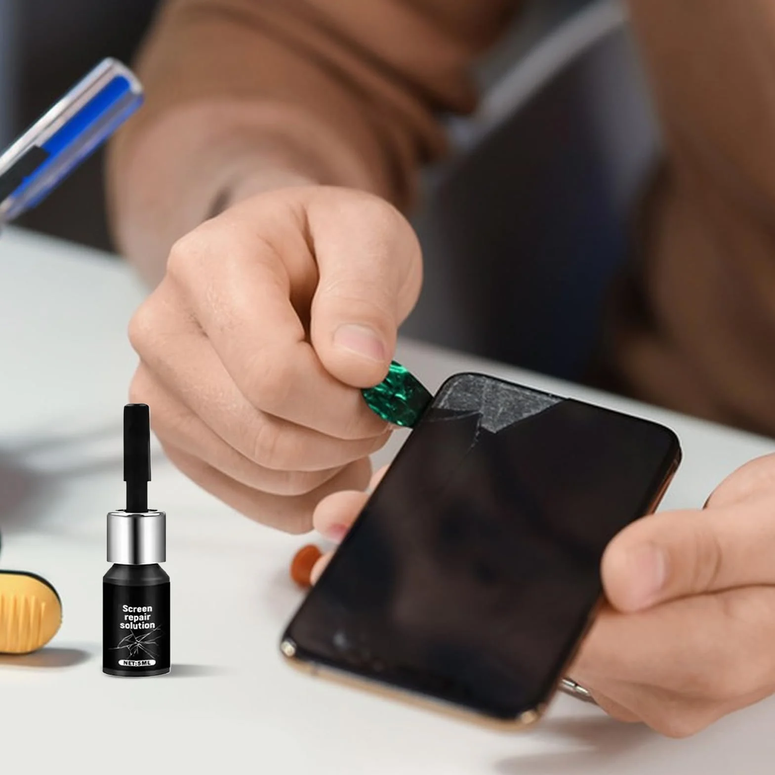 Liquido Riparazione Schermo Smartphone 5ml - Soluzione Universale Rapida per Crepe Parabrezza Auto, Vetri Casa, Specchi
