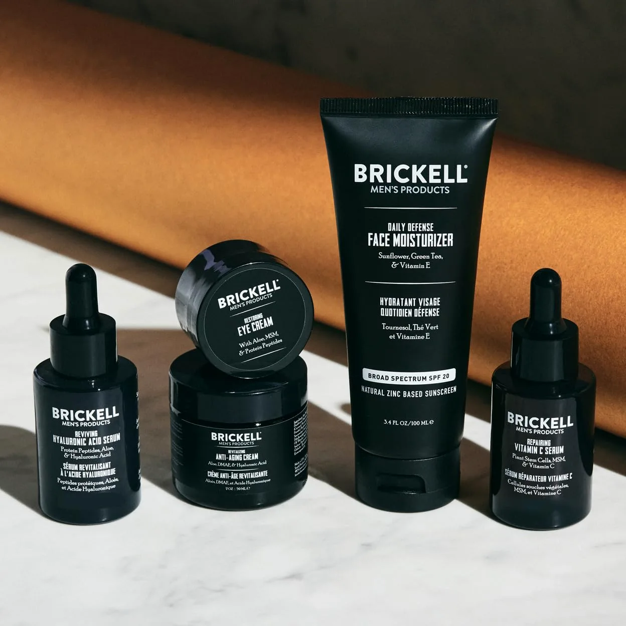 Brickell Men's Difesa Completa Routine Antietà Invecchiamento, Crema Viso Notte, Siero Giorno e Notte Vitamina C, Idratante Viso con SPF e Crema Occhi, Naturale e Biologico, Senza Profumo