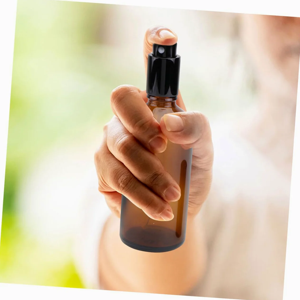 FRCOLOR Set 12 Pezzi Flaconi Spray da Viaggio in Vetro Ambrato 30ml, Design a Perdita Zero e Resistente per Olio Essenziale, per Viaggi e Uso Quotidiano