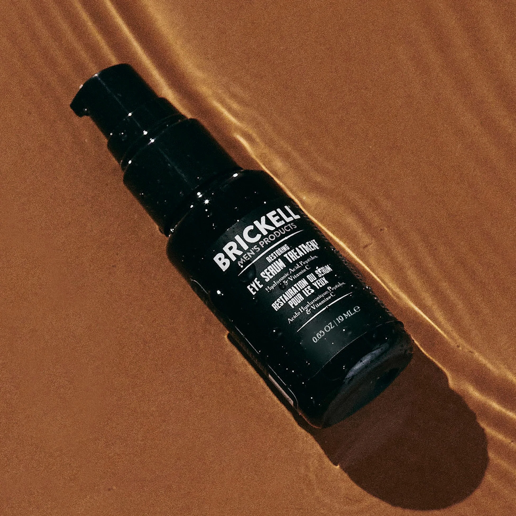 Brickell Men's Restoring Eye Serum Treatment for Men, per rassodare le rughe, ridurre i cerchi scuri e promuovere la pelle giovane, naturale e biologica, 19 ml, senza profumo