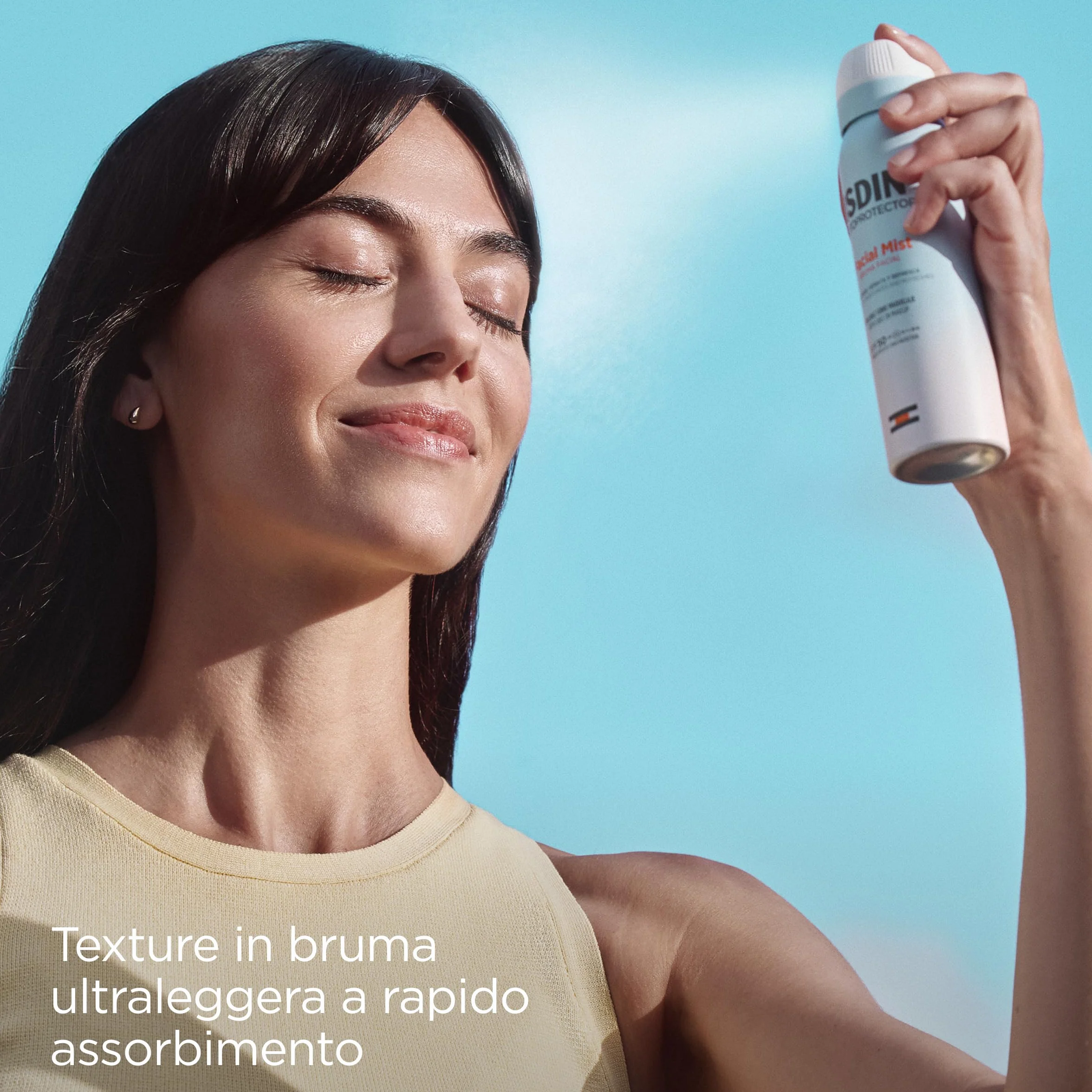 ISDIN Facial Mist SPF 50 100 ml Nebbia Solare Viso Protegge Idrata Fissa Trucco Resistente all'Acqua