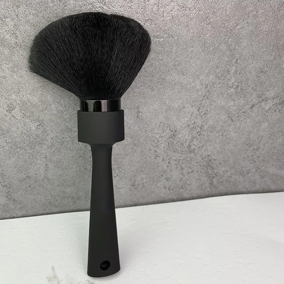 POFET Spazzola per spolverare collo e viso, spazzola morbida per la pulizia dei capelli, spazzola professionale per parrucchieri con manico lungo per barbiere salone di casa (nero)